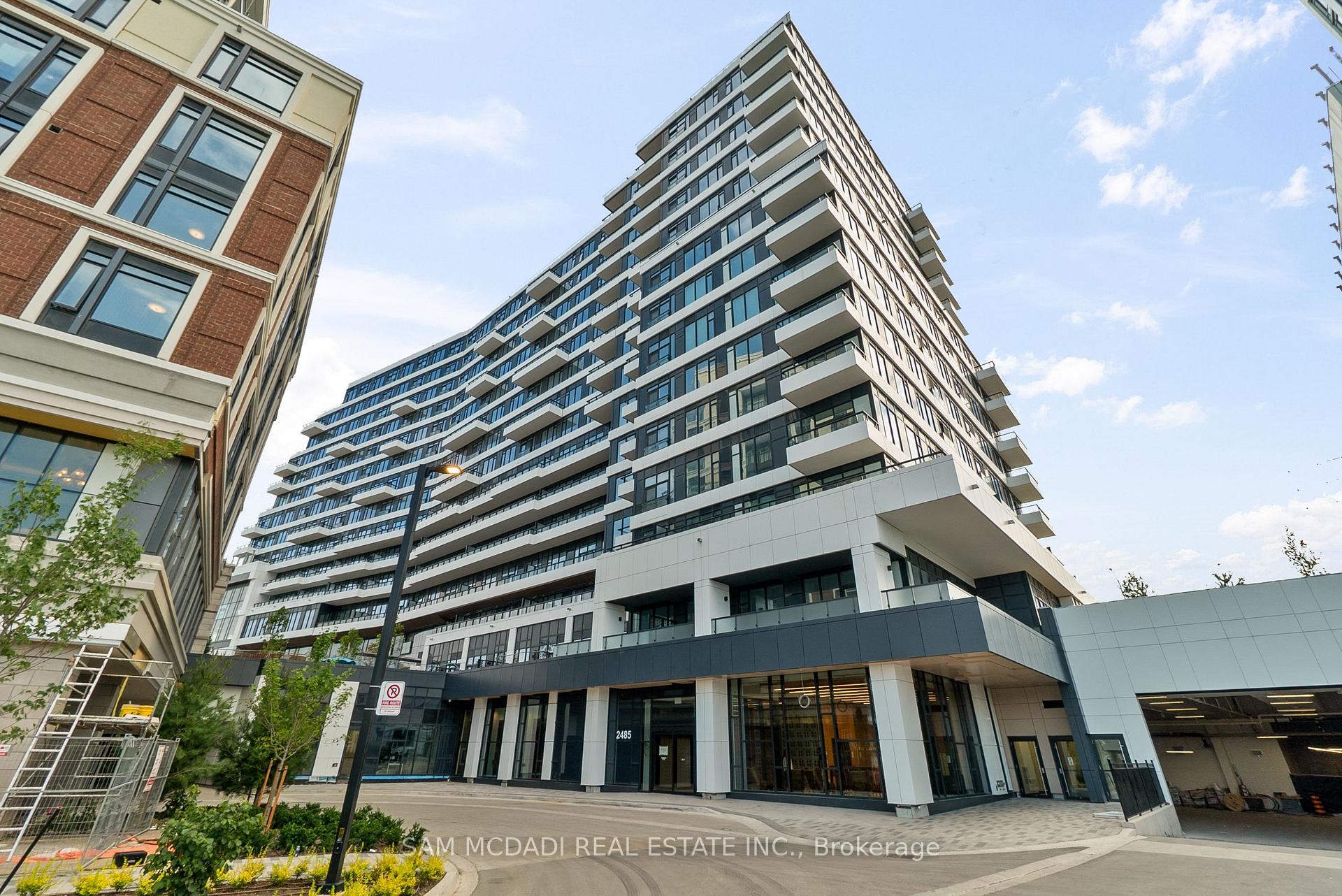 2485 Eglinton Avenue W 524