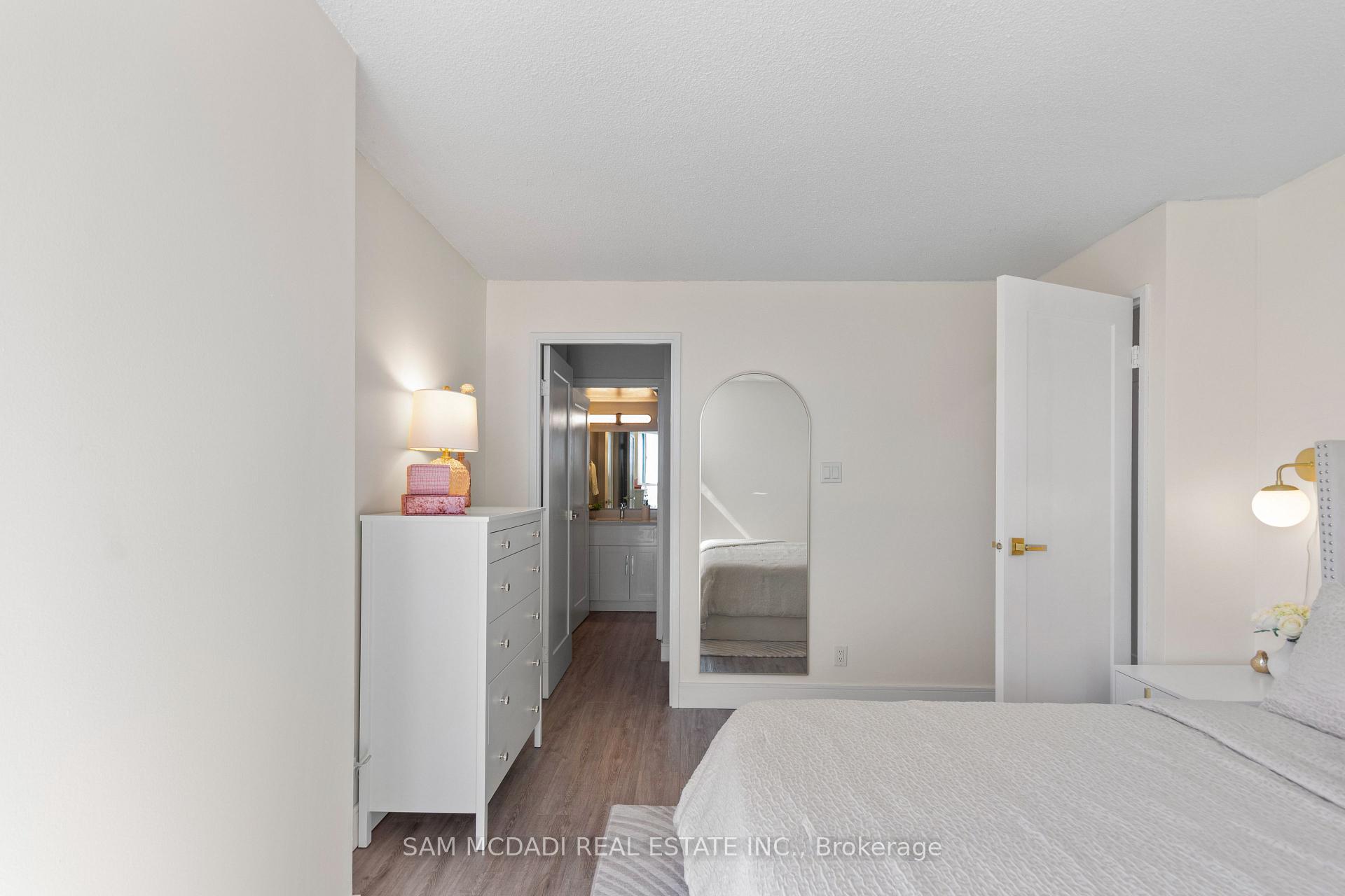 35 Trailwood Drive 1111