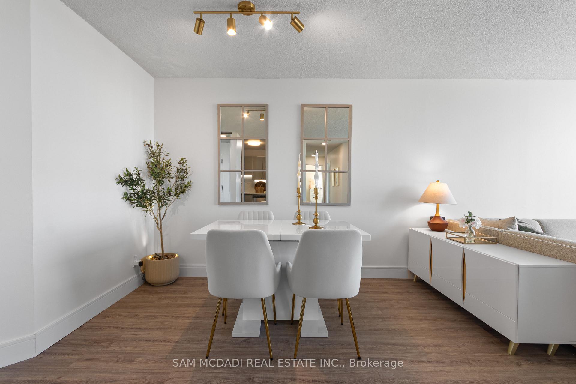 35 Trailwood Drive 1111