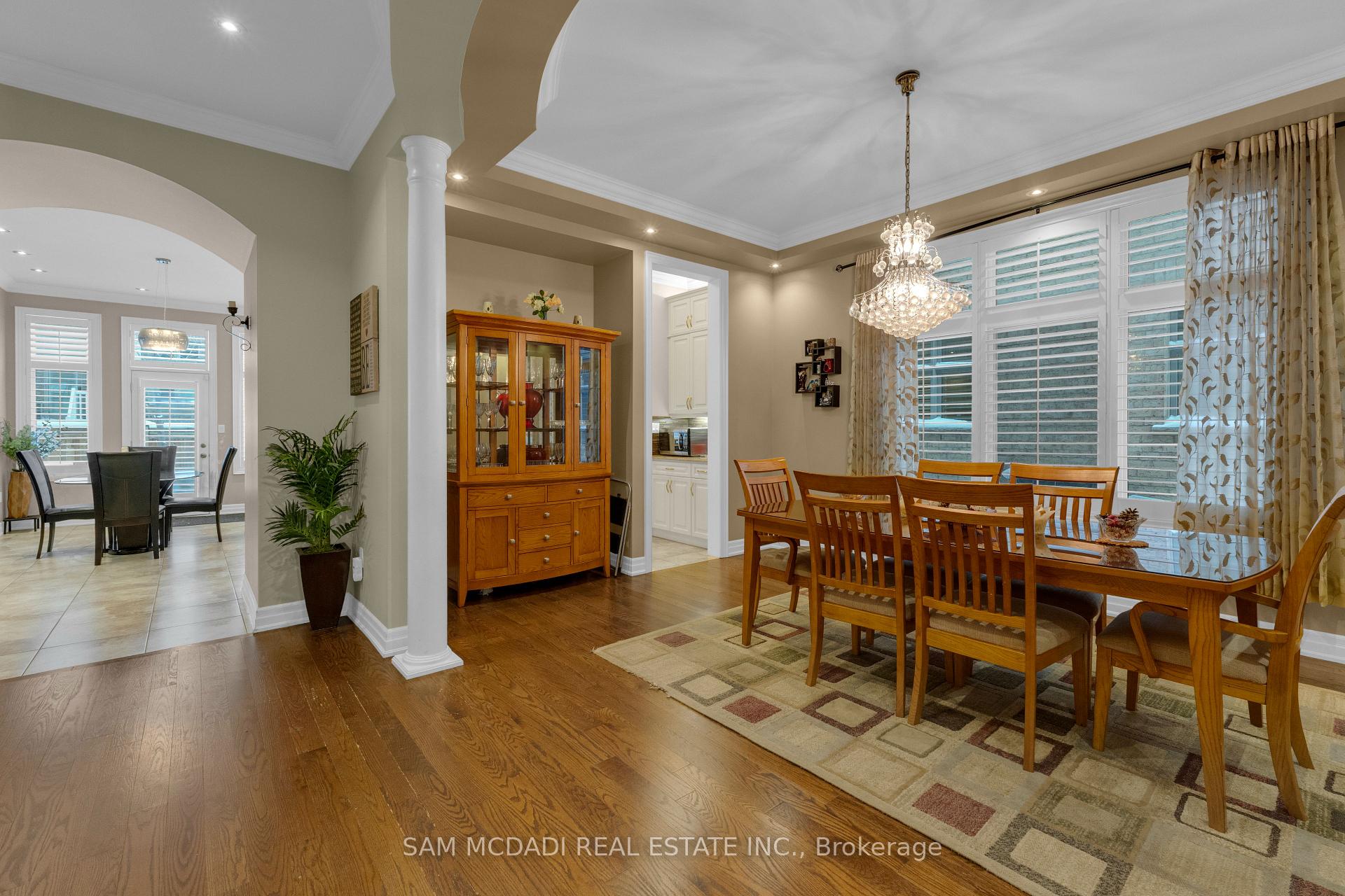 136 North Park Boulevard