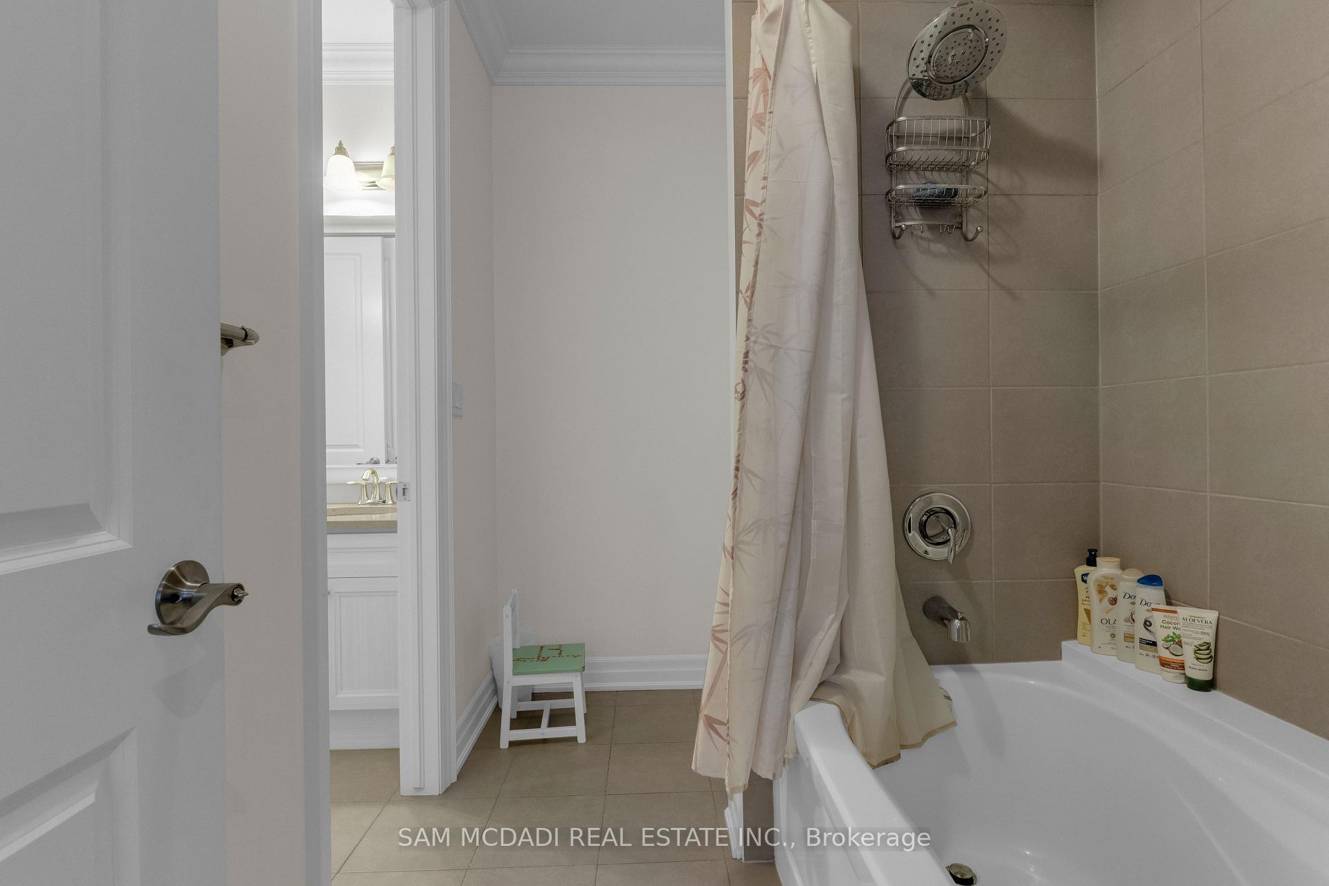 136 North Park Boulevard