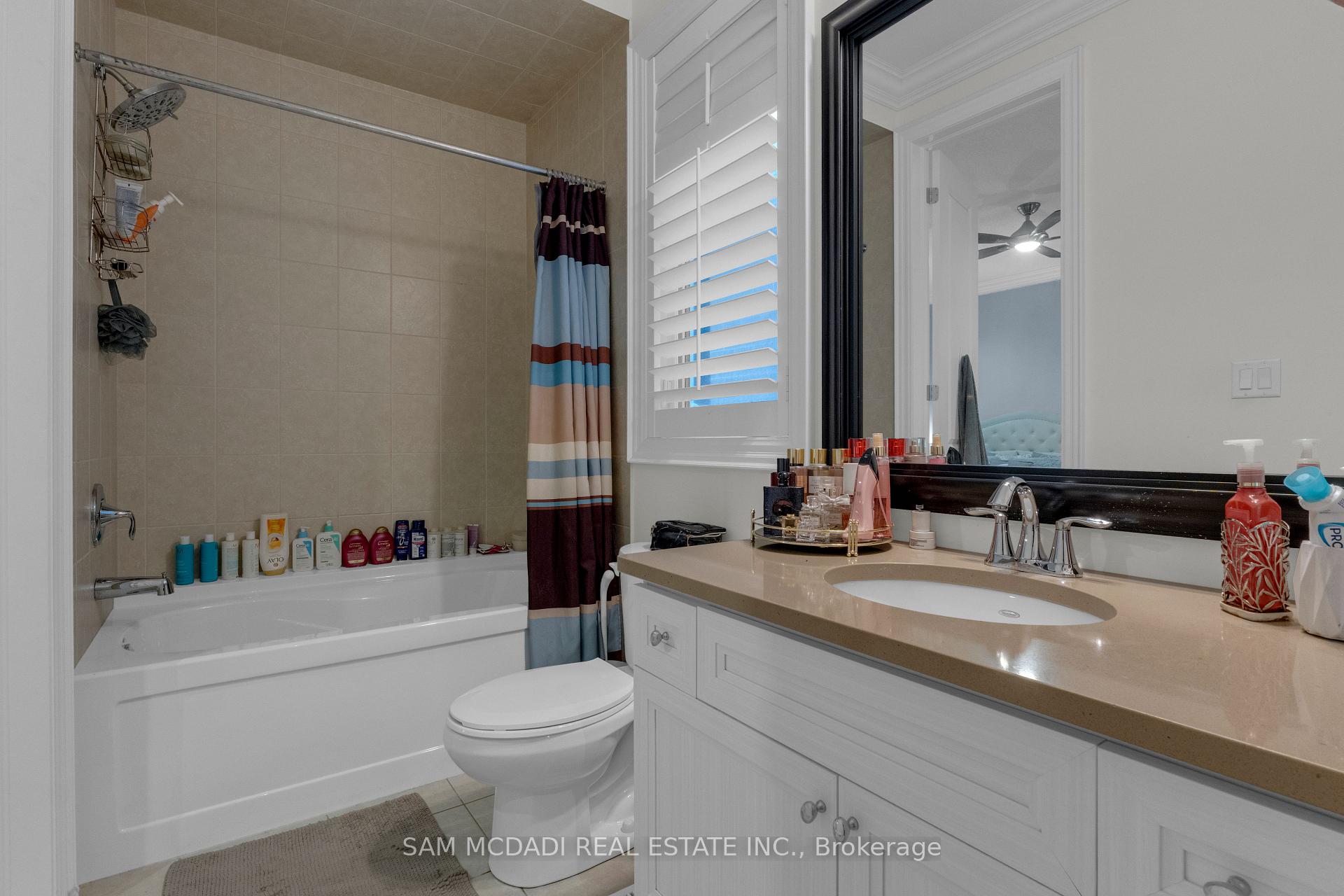 136 North Park Boulevard