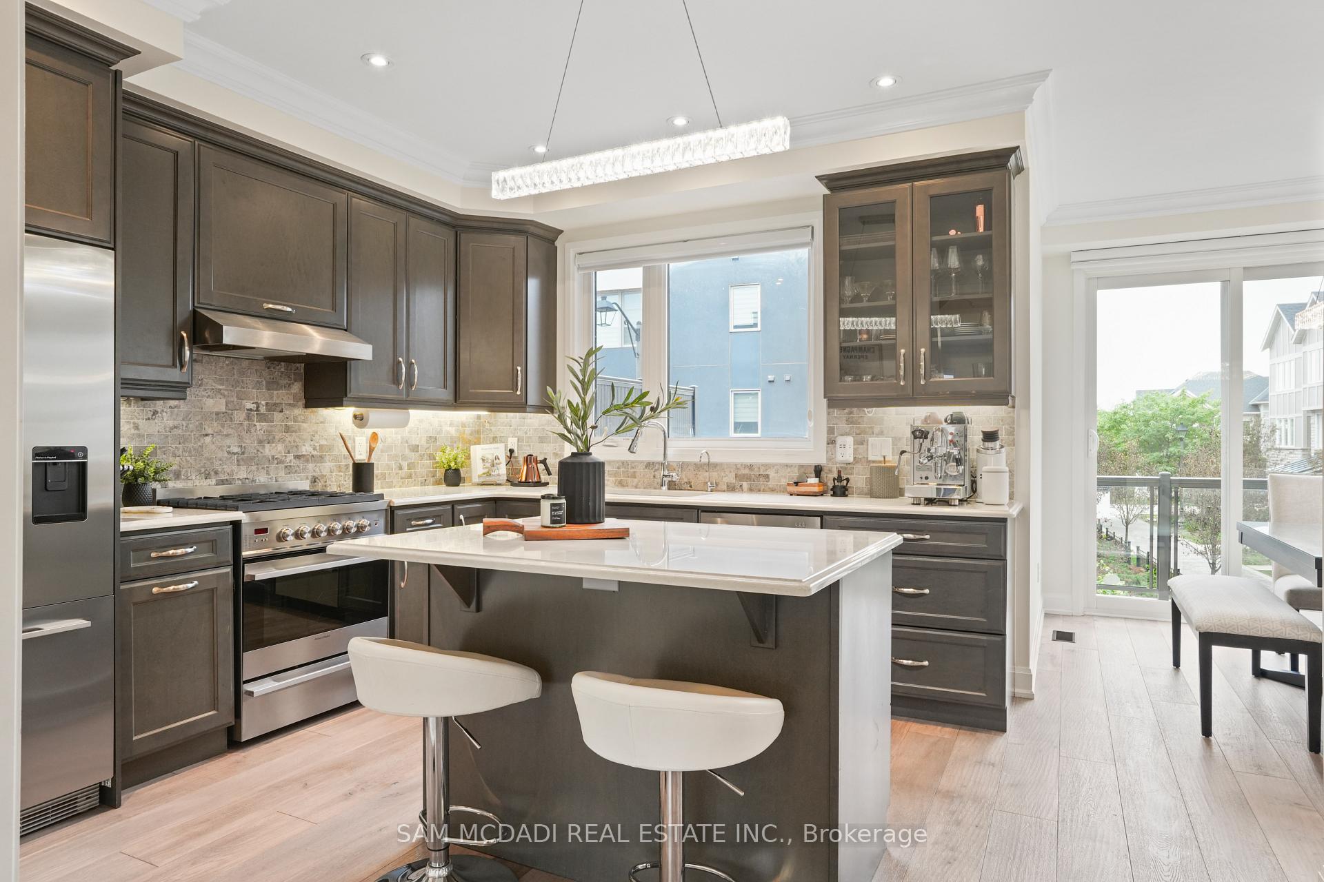 3006 Creekshore Common N/A 34