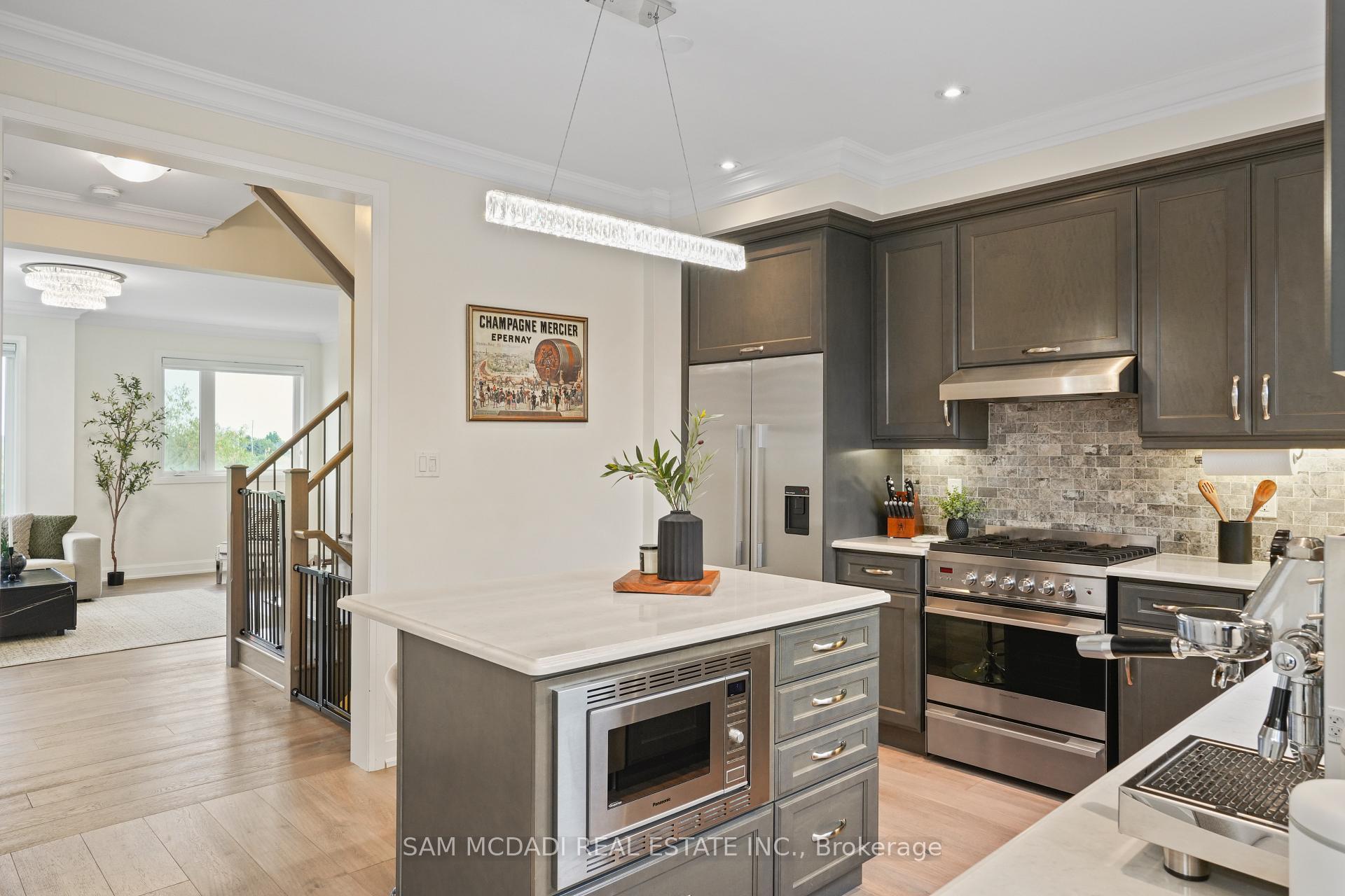 3006 Creekshore Common N/A 34