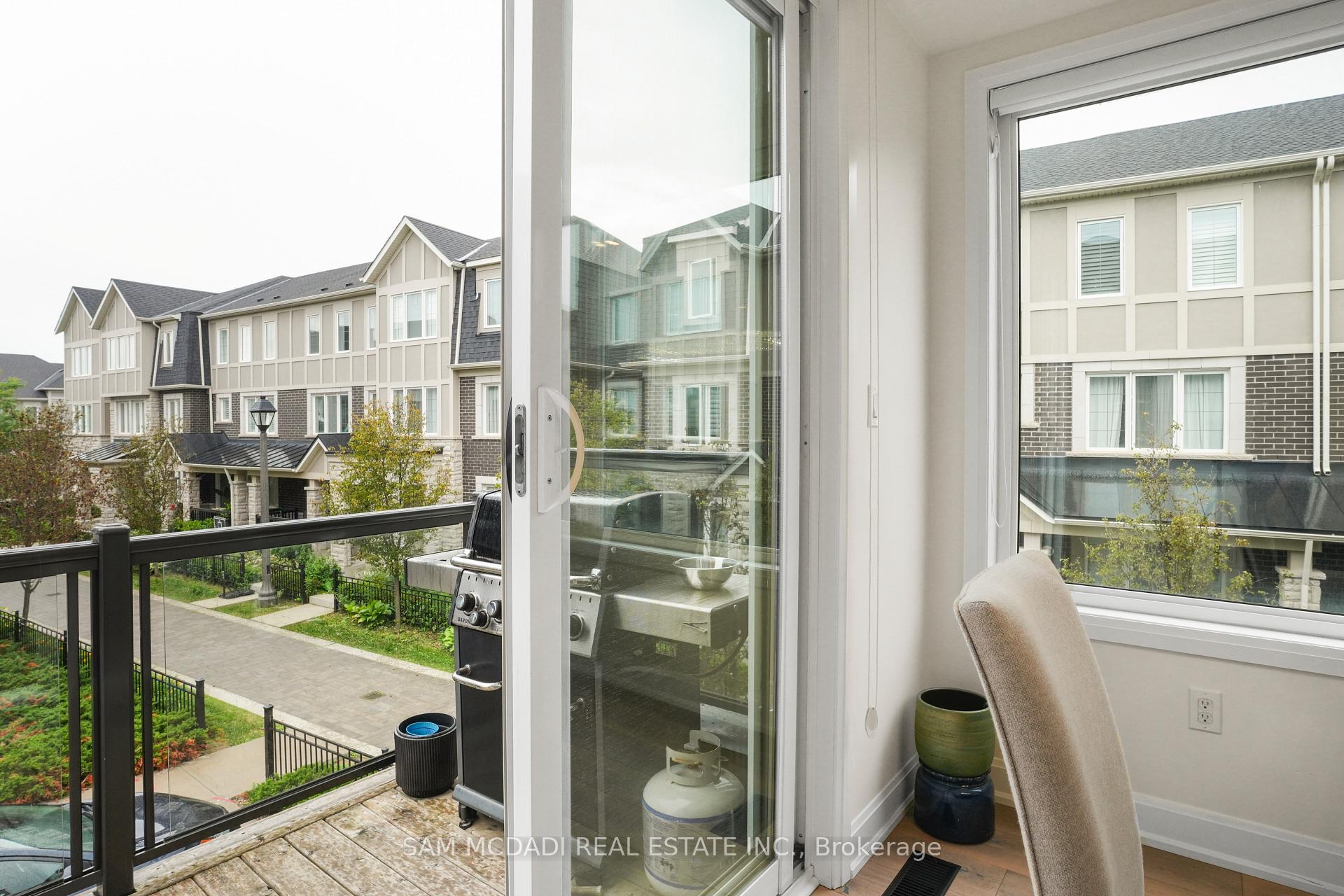 3006 Creekshore Common N/A 34