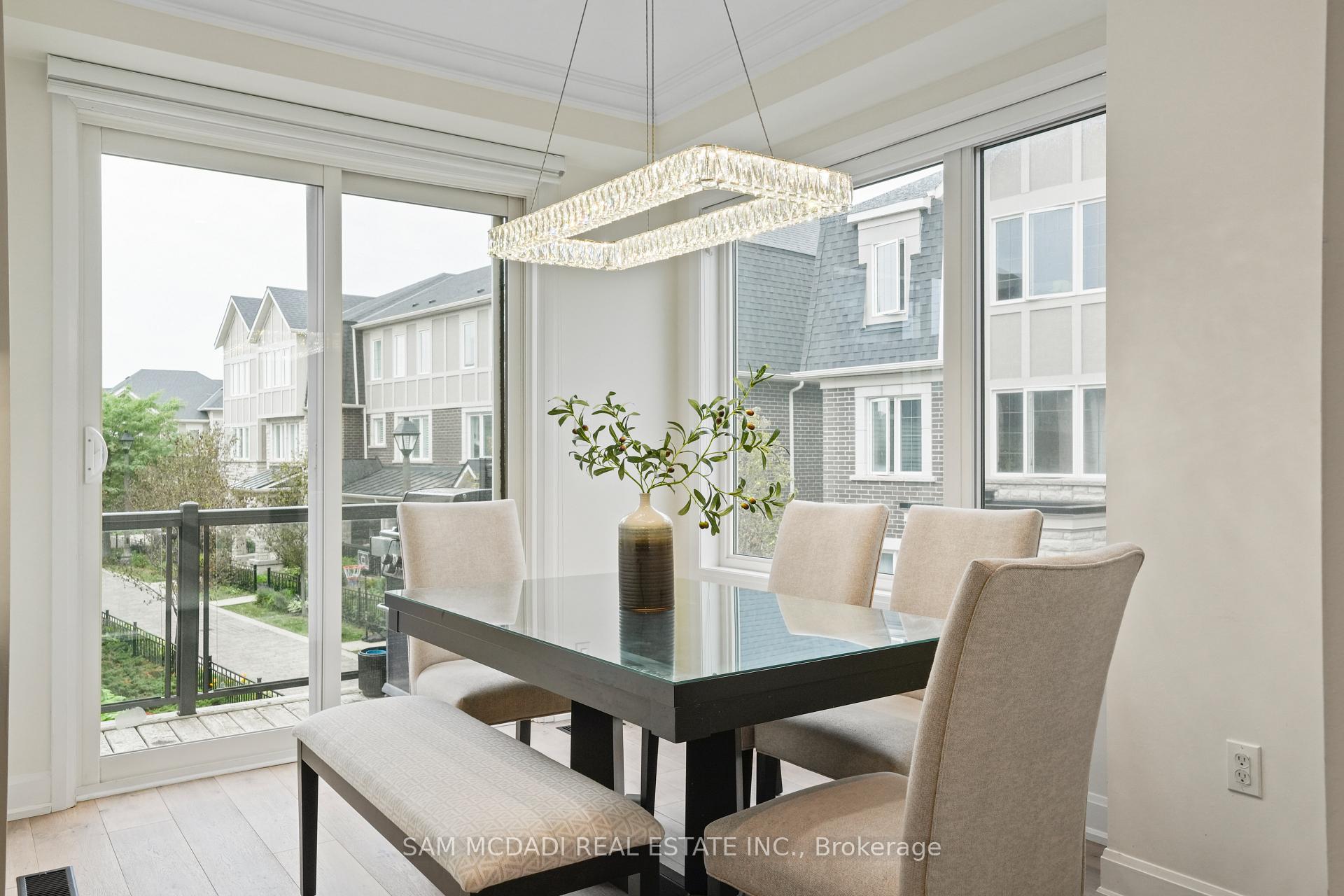 3006 Creekshore Common N/A 34