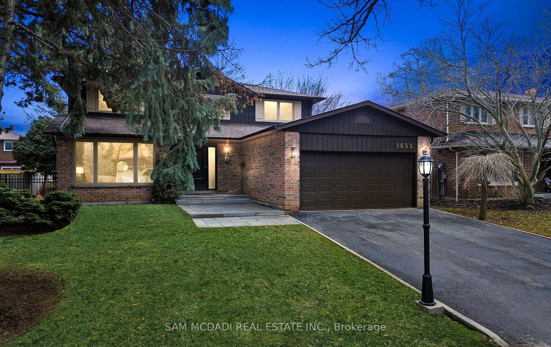 1653 Sherwood Forrest Circle