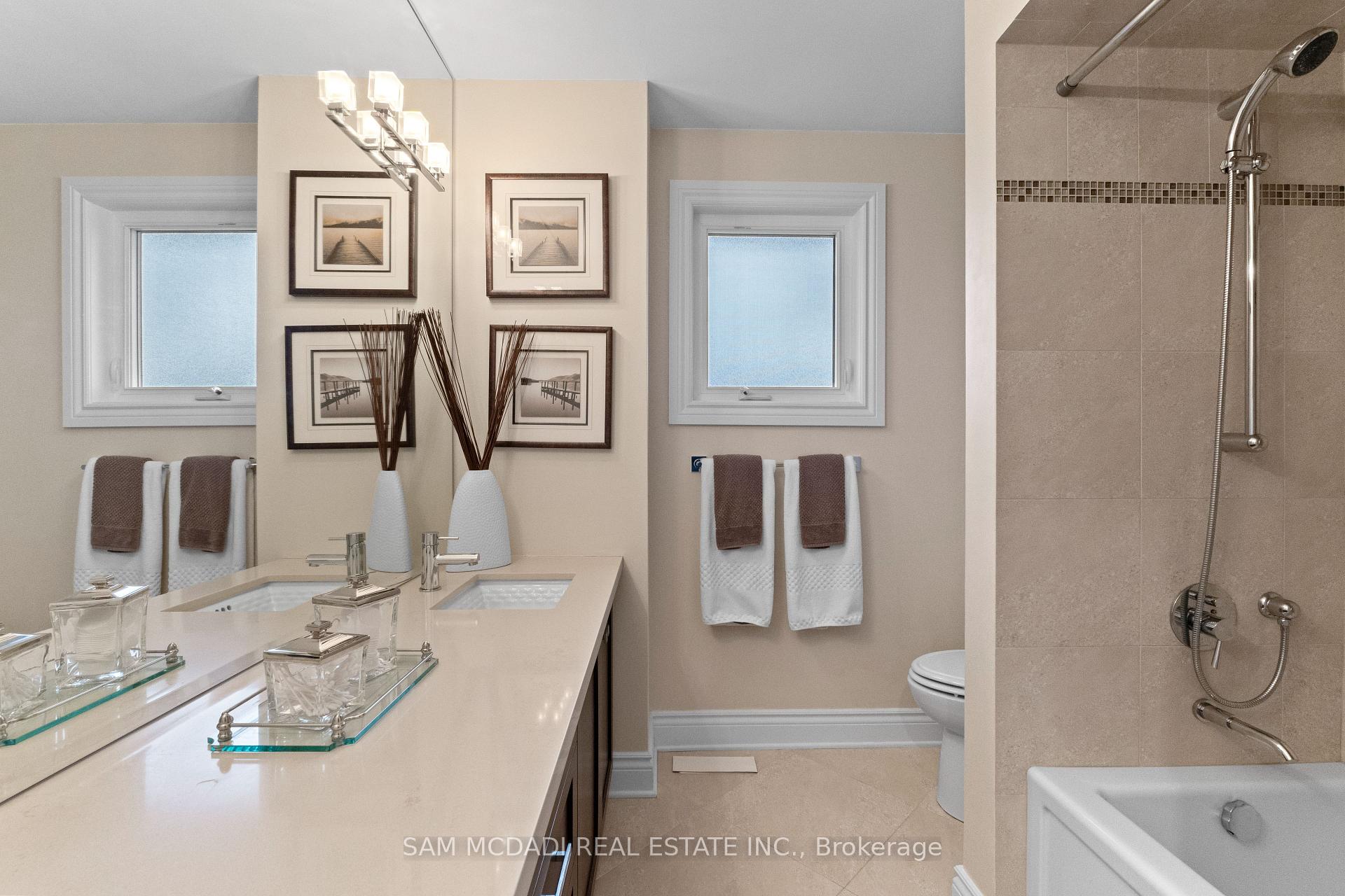 1653 Sherwood Forrest Circle