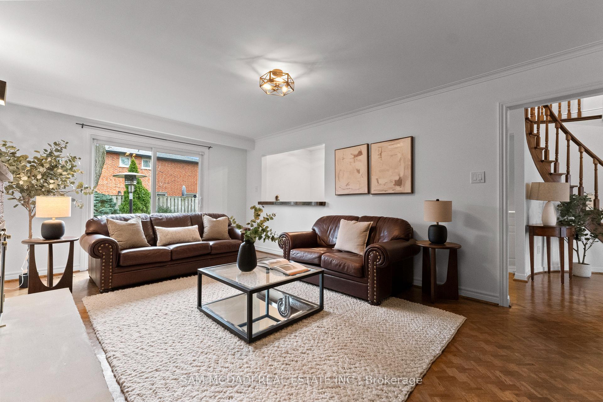 1653 Sherwood Forrest Circle