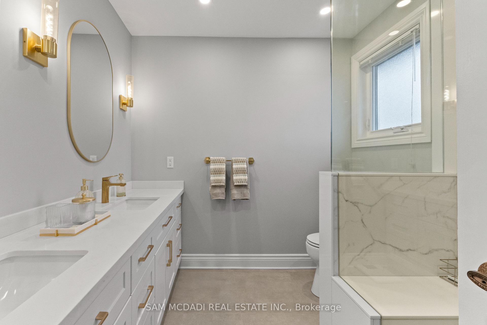 1653 Sherwood Forrest Circle