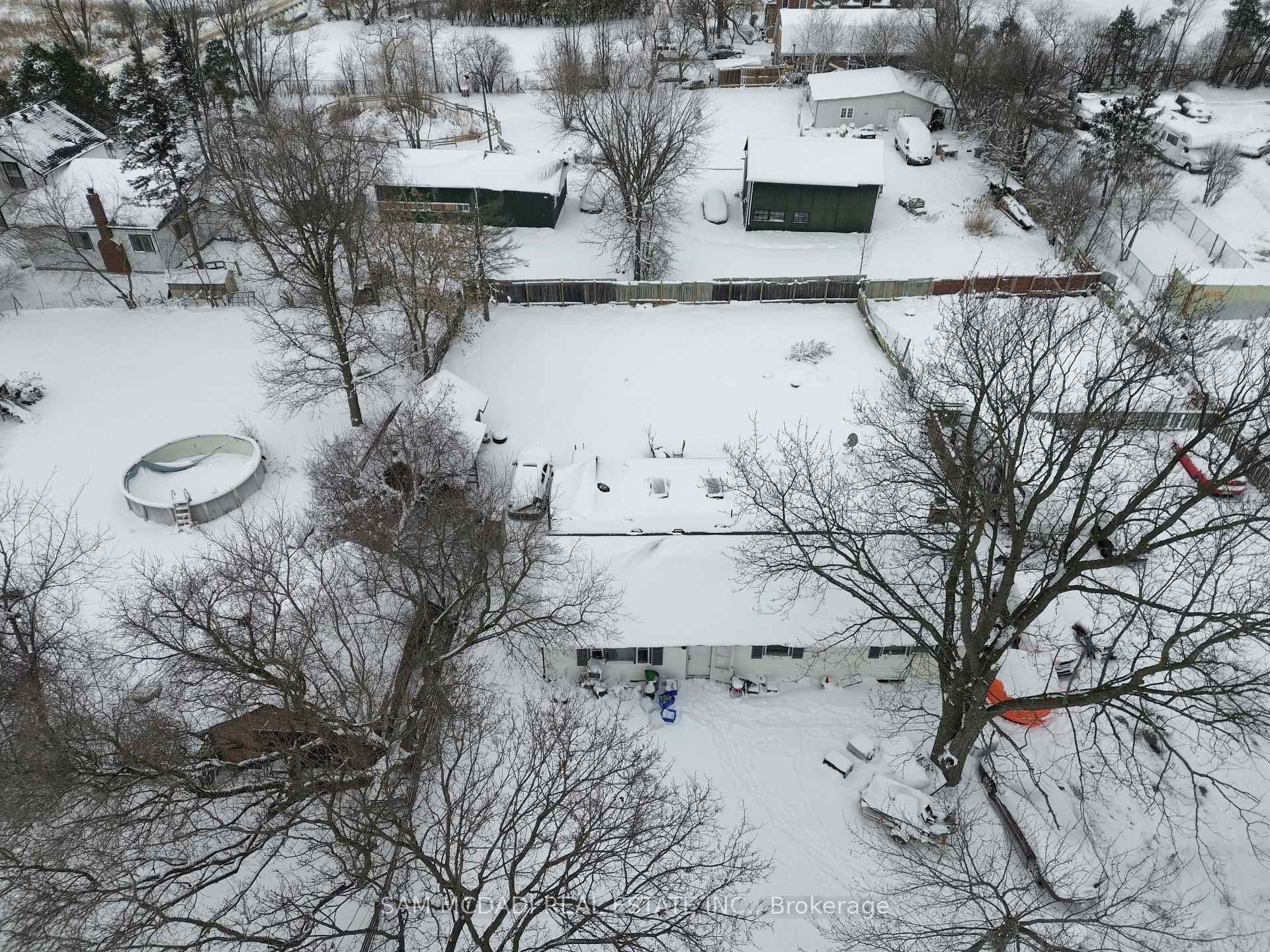 10043 Britannia Road