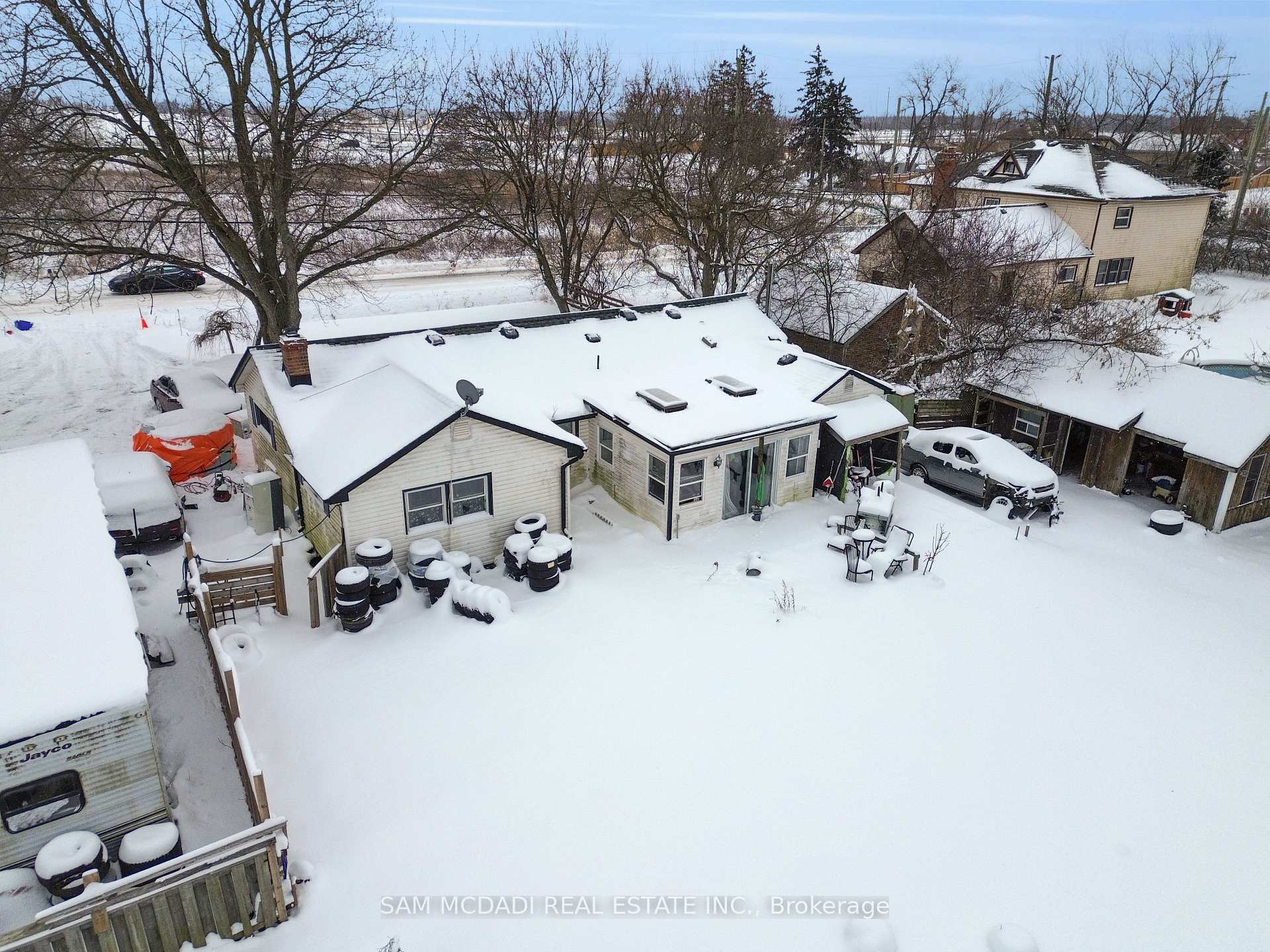 10043 Britannia Road