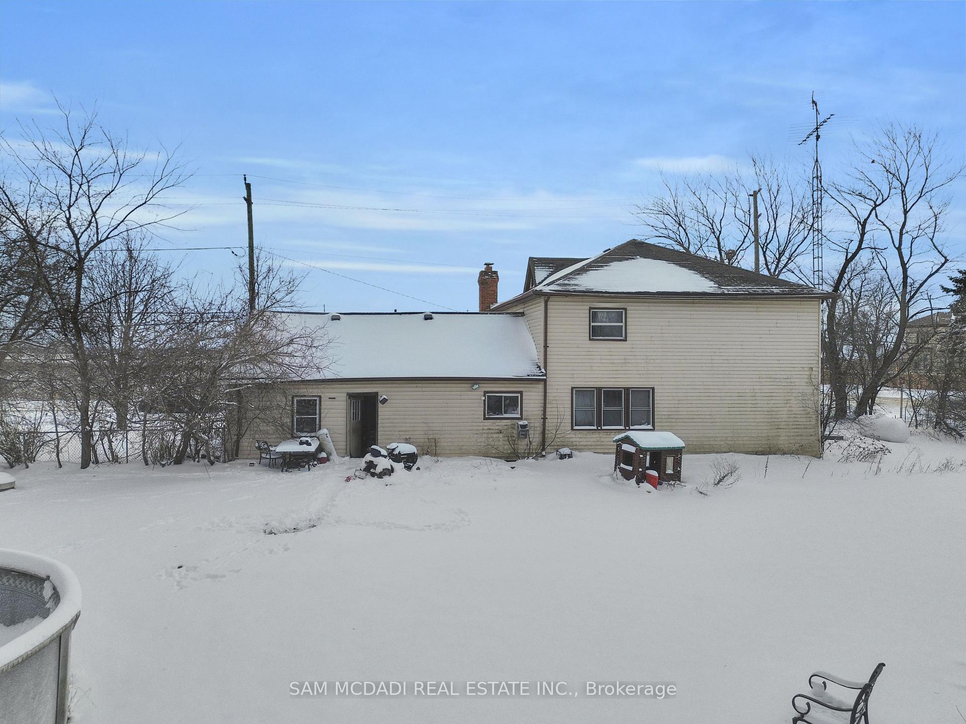 10025 Britannia Road
