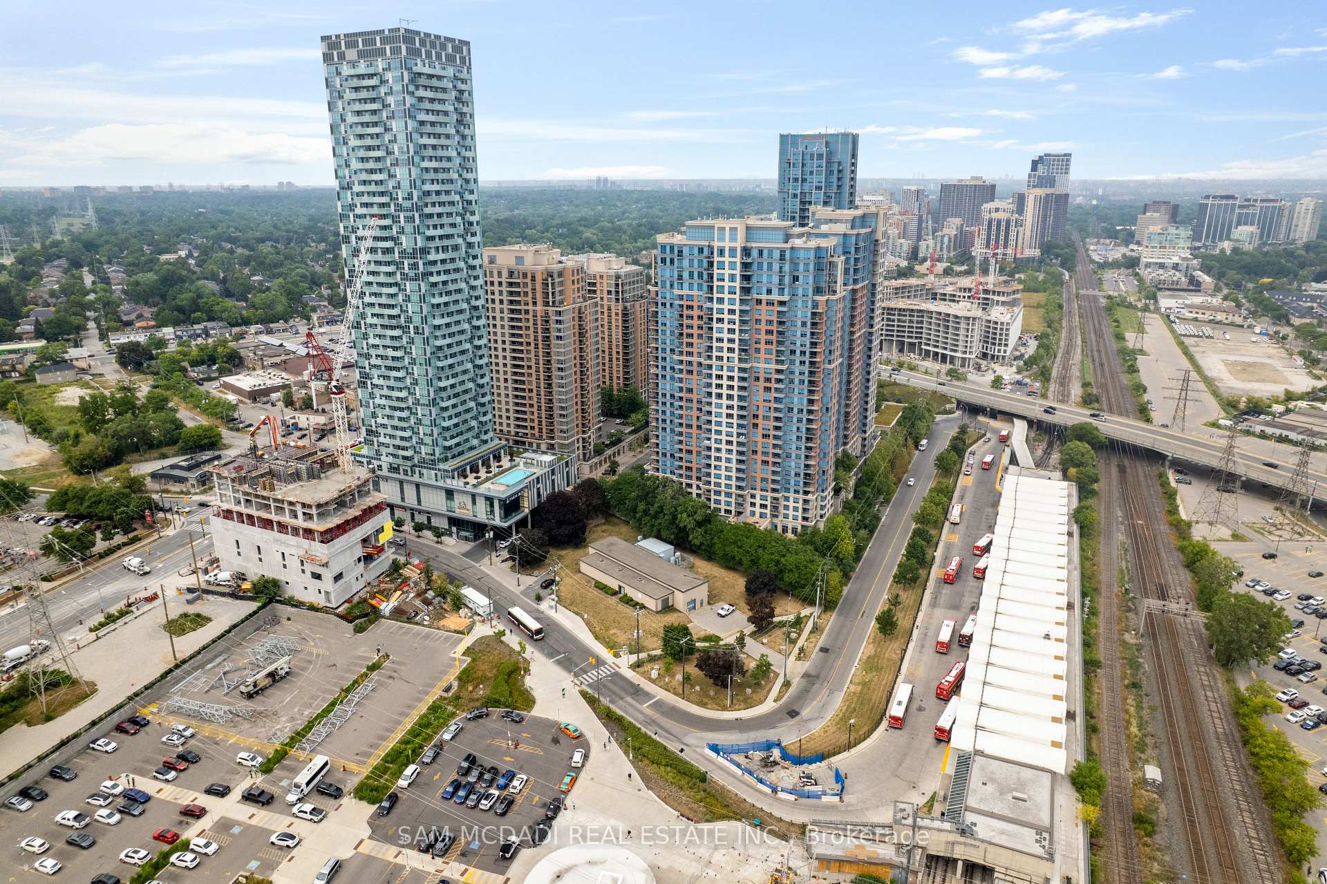 5229 Dundas Street W 2002