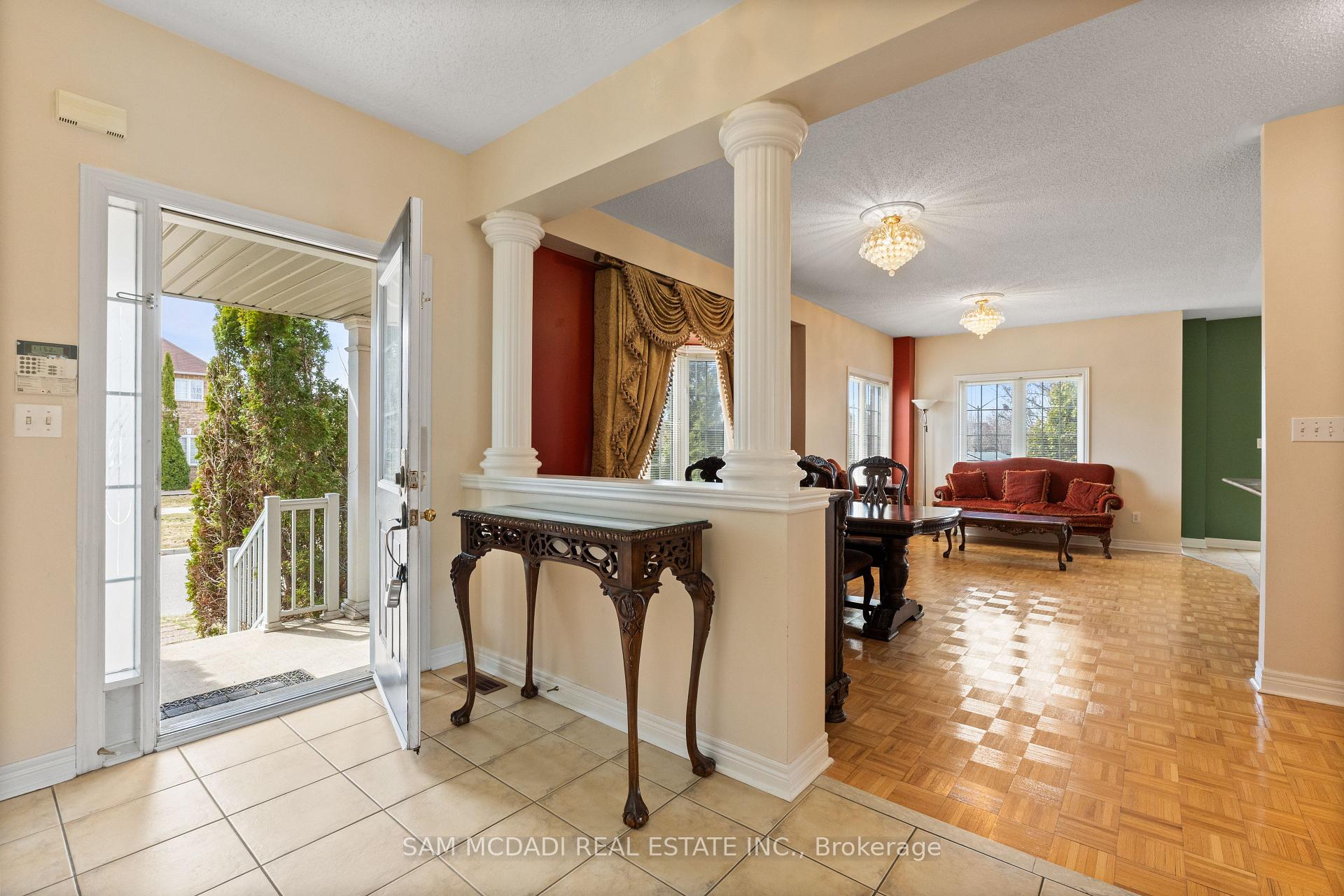 5625 Passion Flower Boulevard