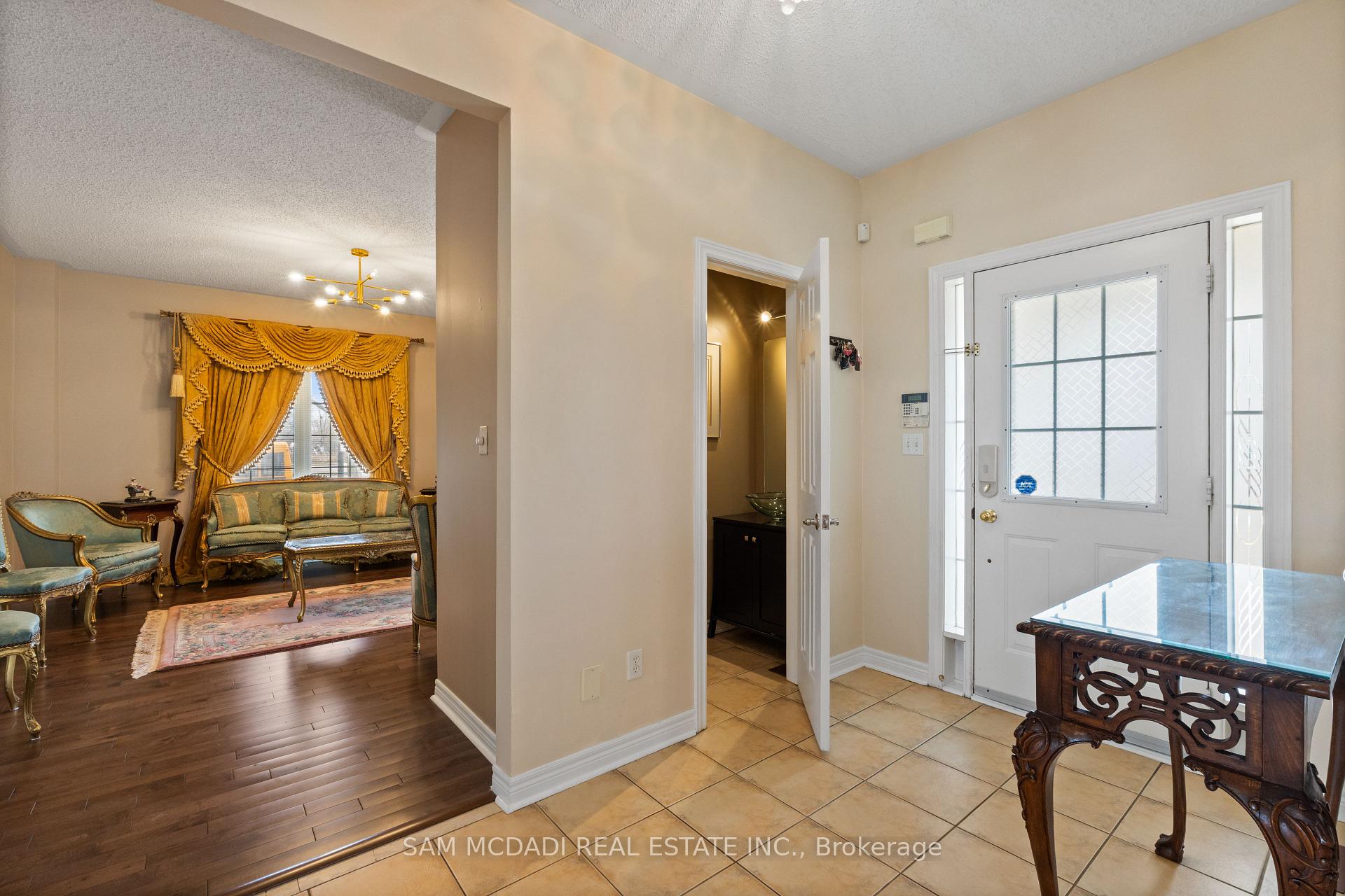 5625 Passion Flower Boulevard