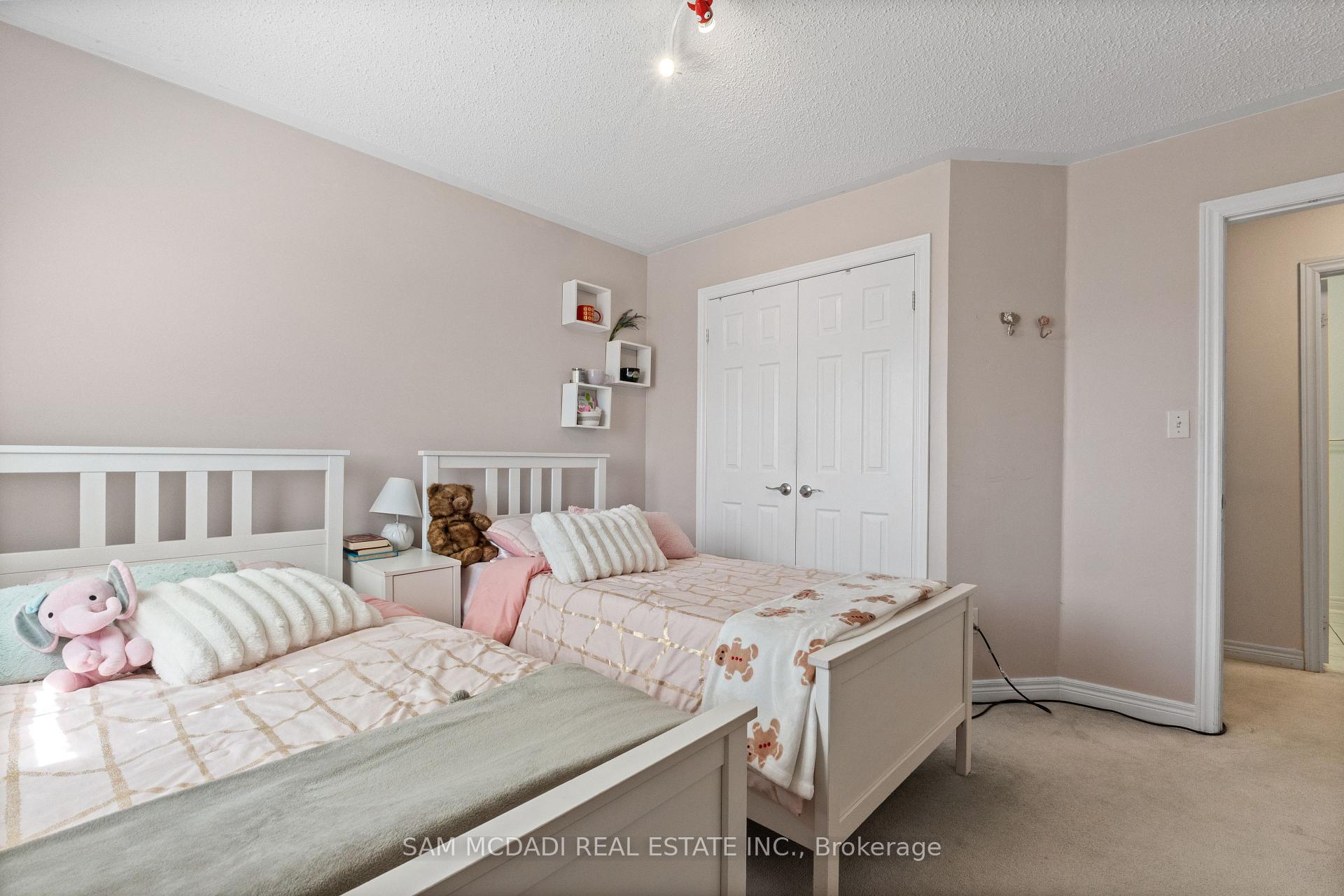 5625 Passion Flower Boulevard