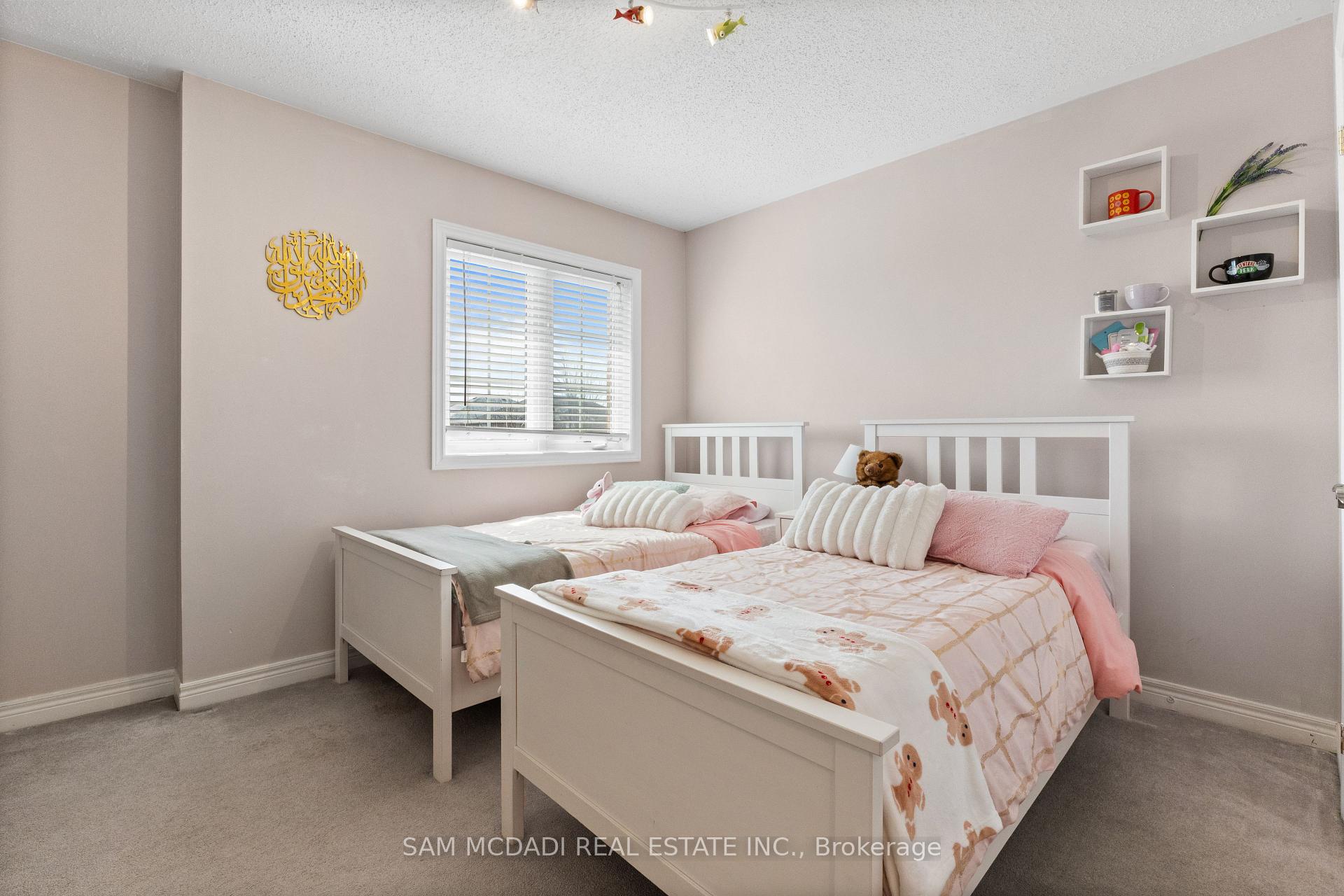 5625 Passion Flower Boulevard