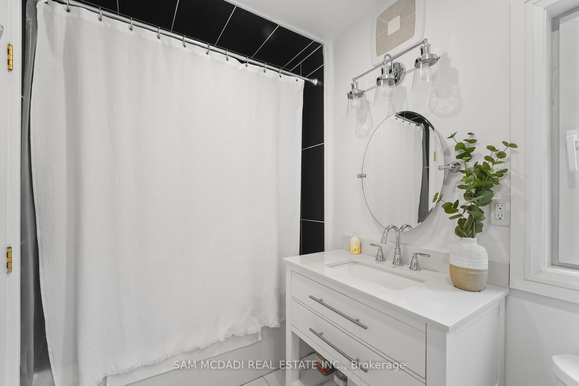 2814 Forks Of The Credit Road