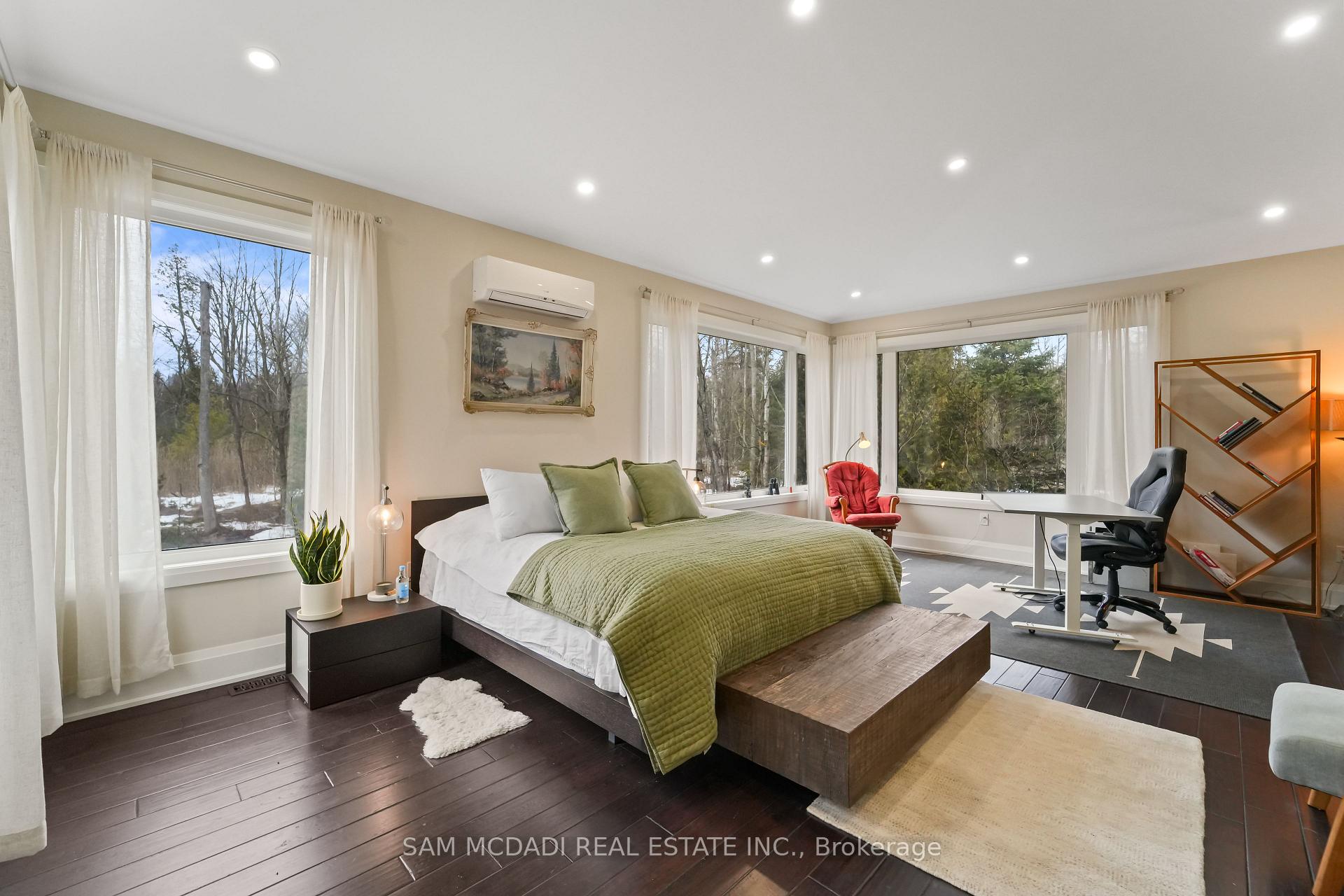 2814 Forks Of The Credit Road