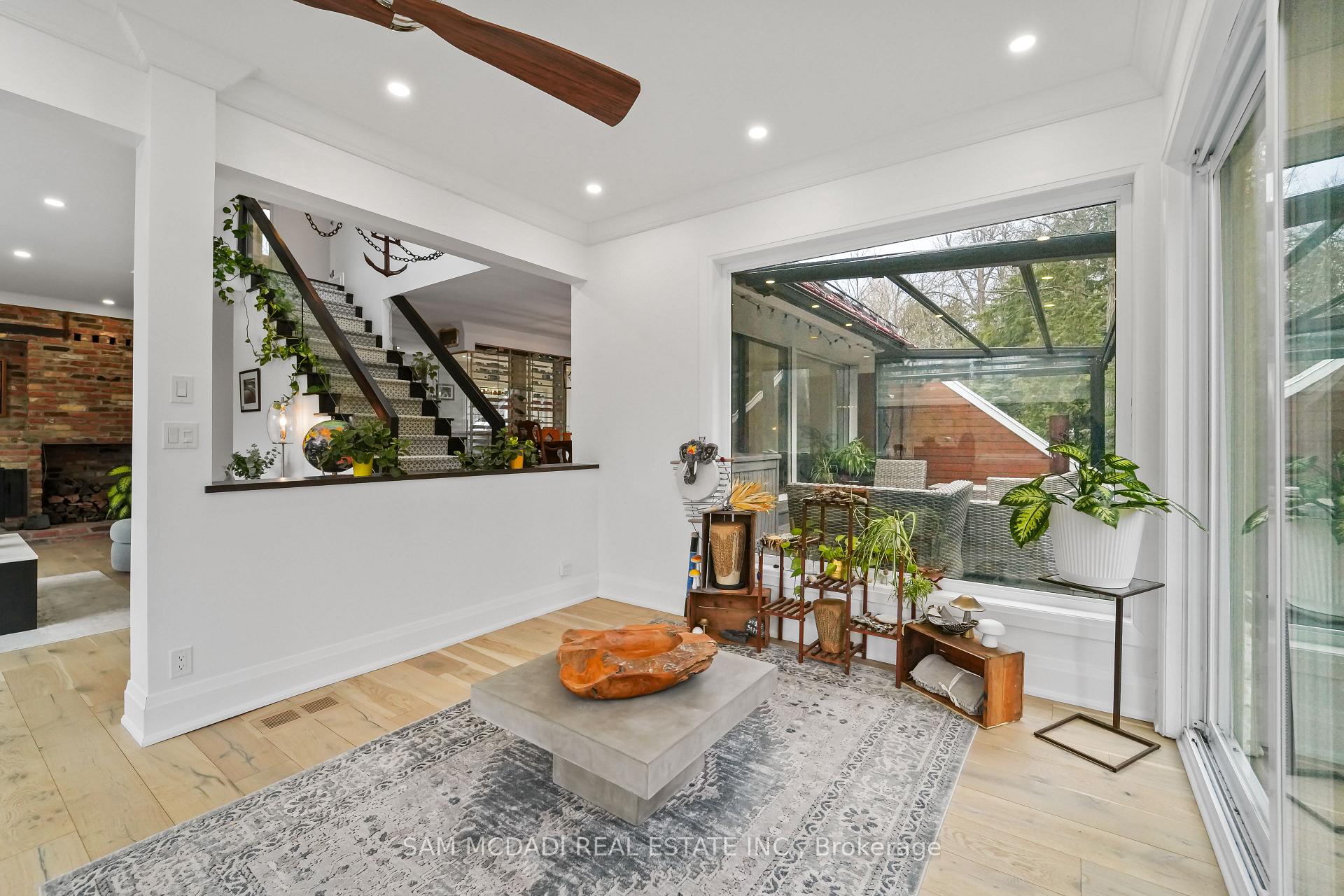 2814 Forks Of The Credit Road