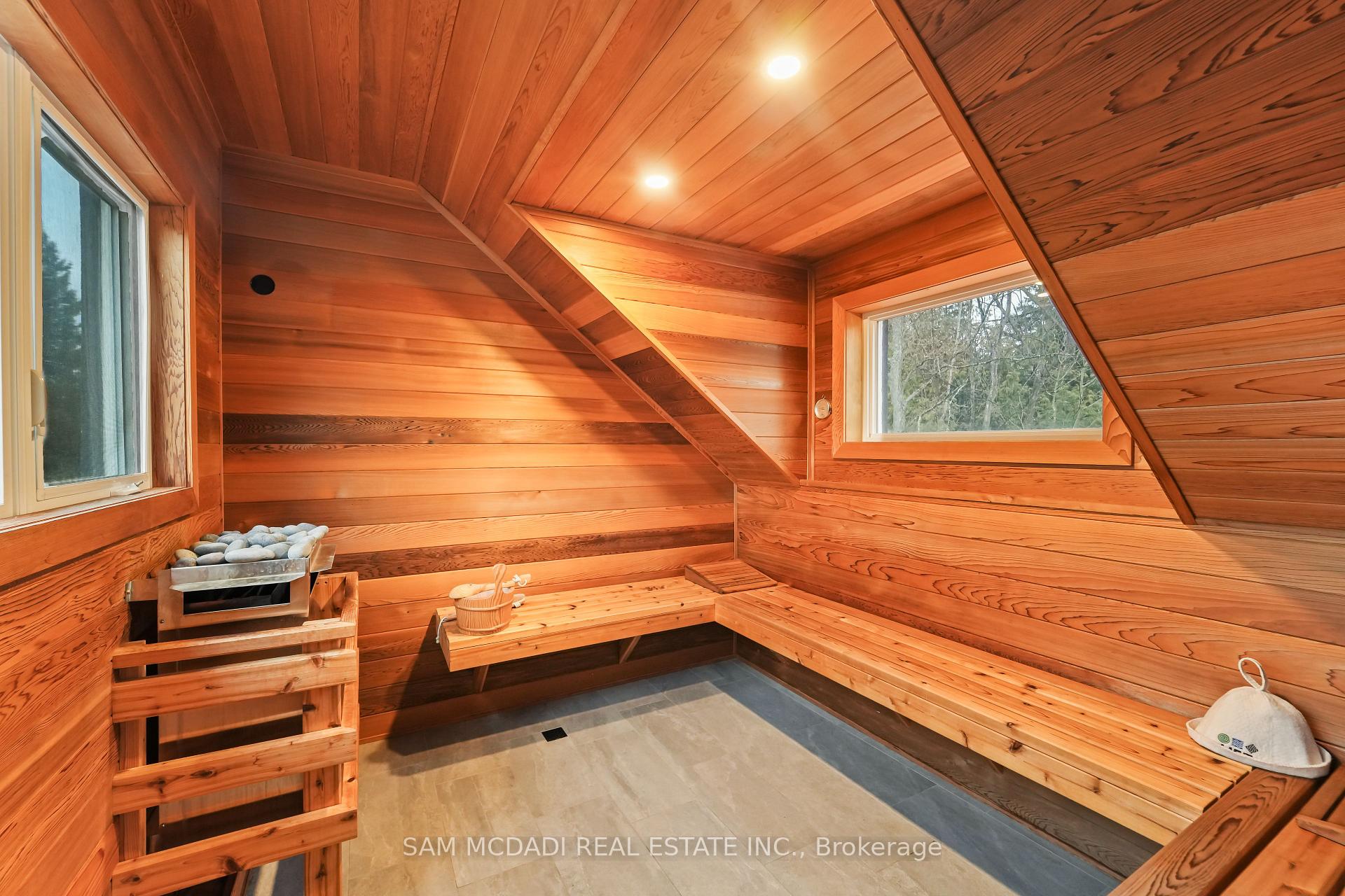 2814 Forks Of The Credit Road