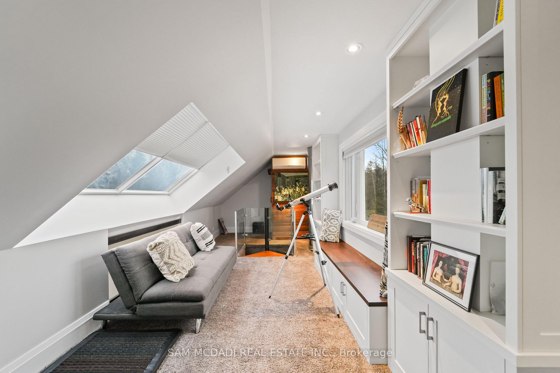 2814 Forks Of The Credit Road