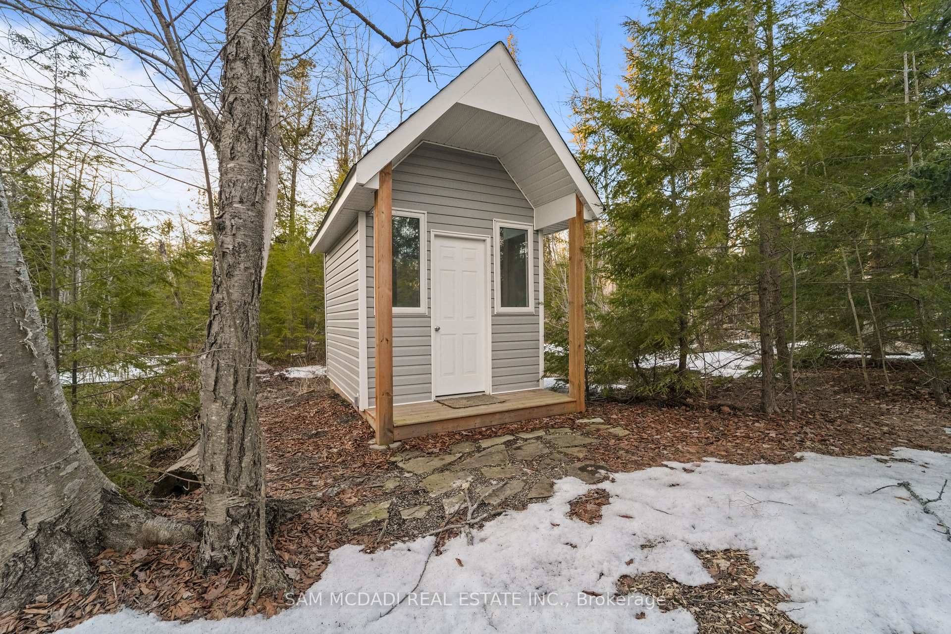 2814 Forks Of The Credit Road