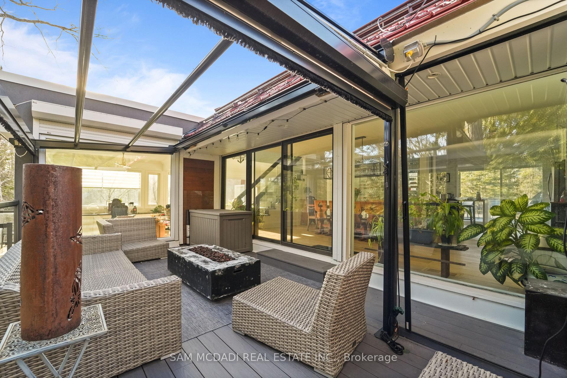 2814 Forks Of The Credit Road