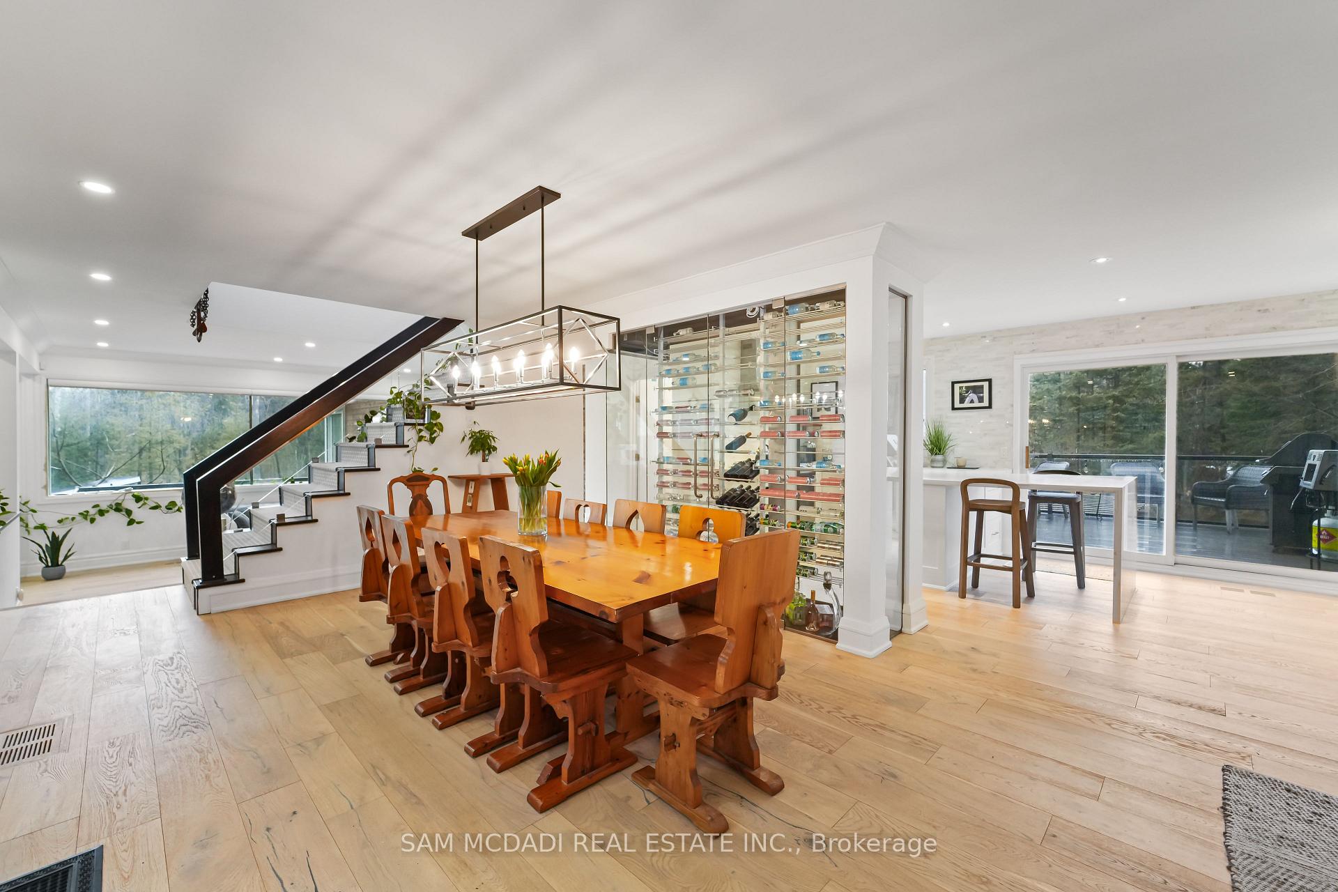 2814 Forks Of The Credit Road