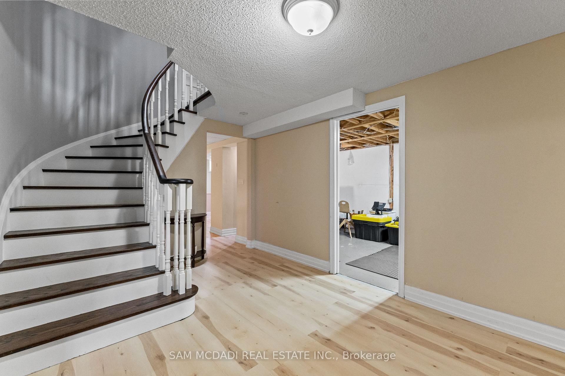 4025 Rolling Valley Drive