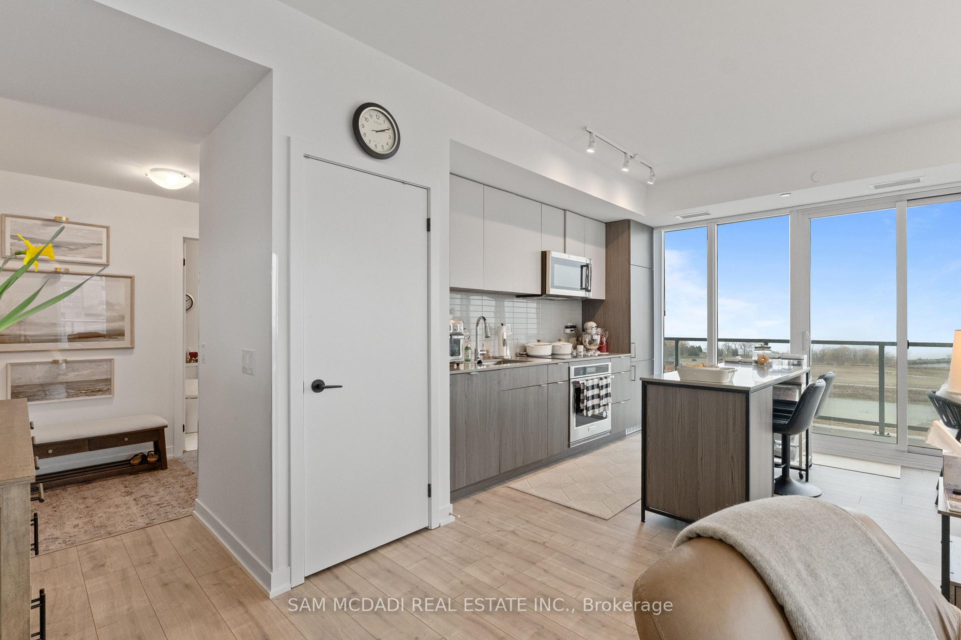 220 Missinnihe Way 912