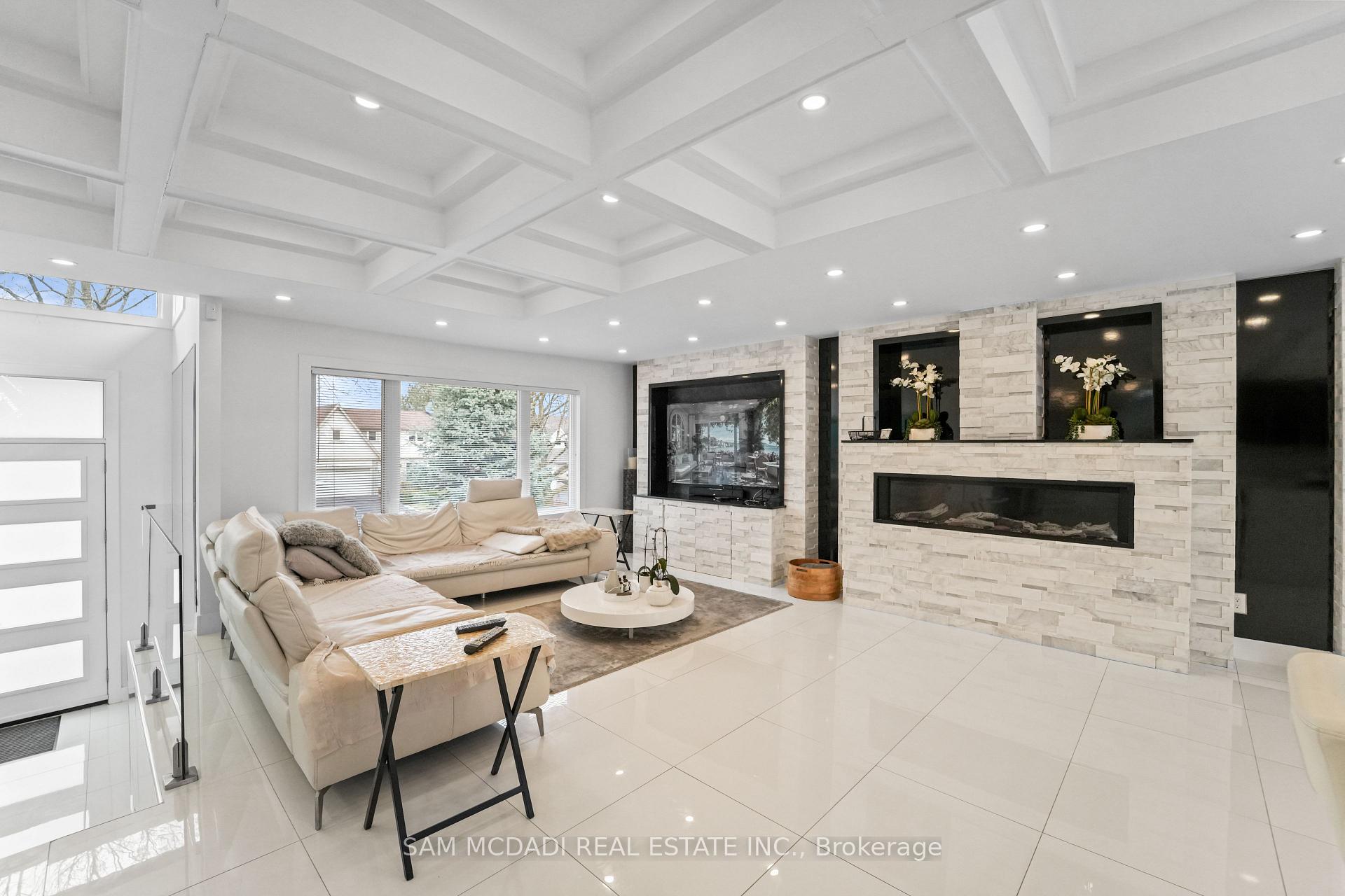 1434 Petrie Way
