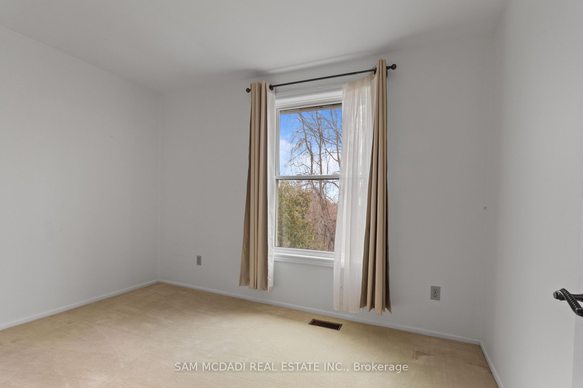 1929 Fieldgate Drive