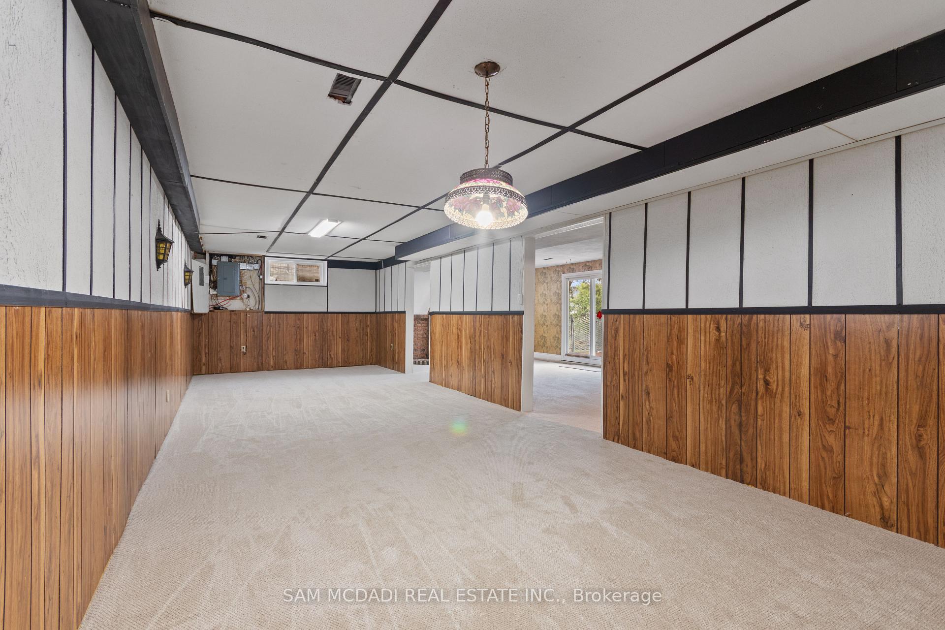 1929 Fieldgate Drive