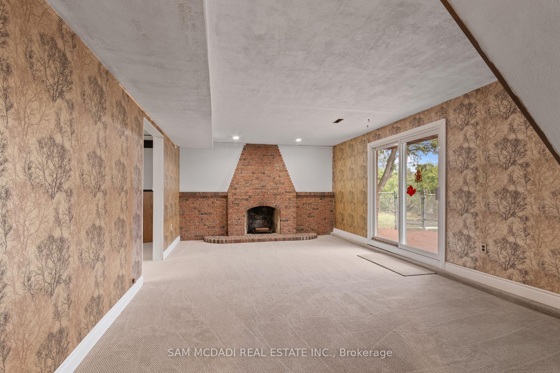 1929 Fieldgate Drive