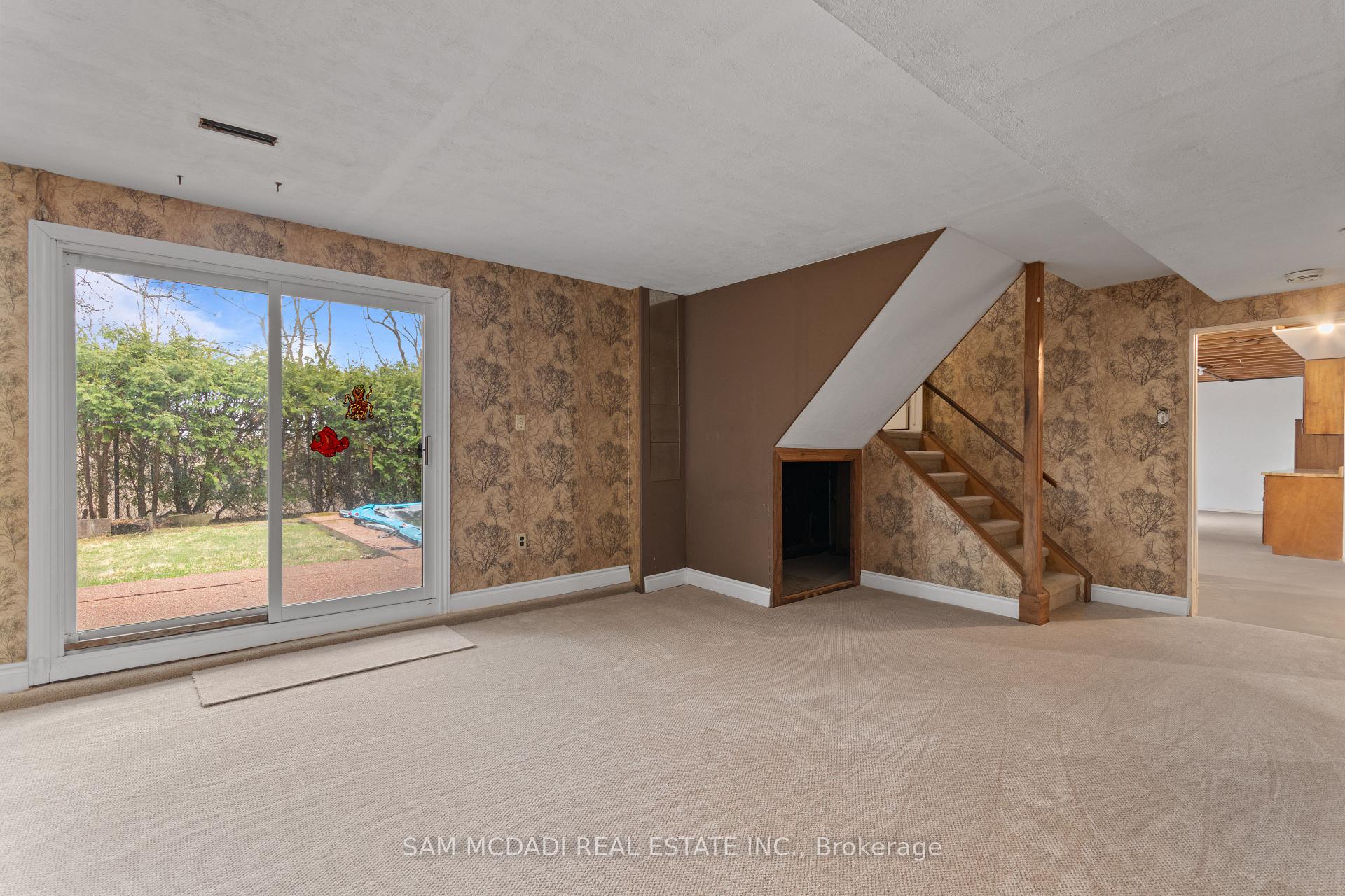 1929 Fieldgate Drive