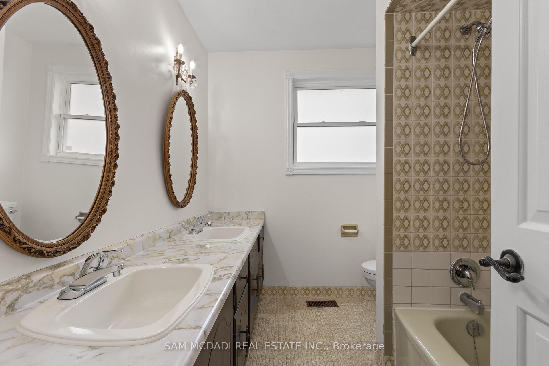 1929 Fieldgate Drive