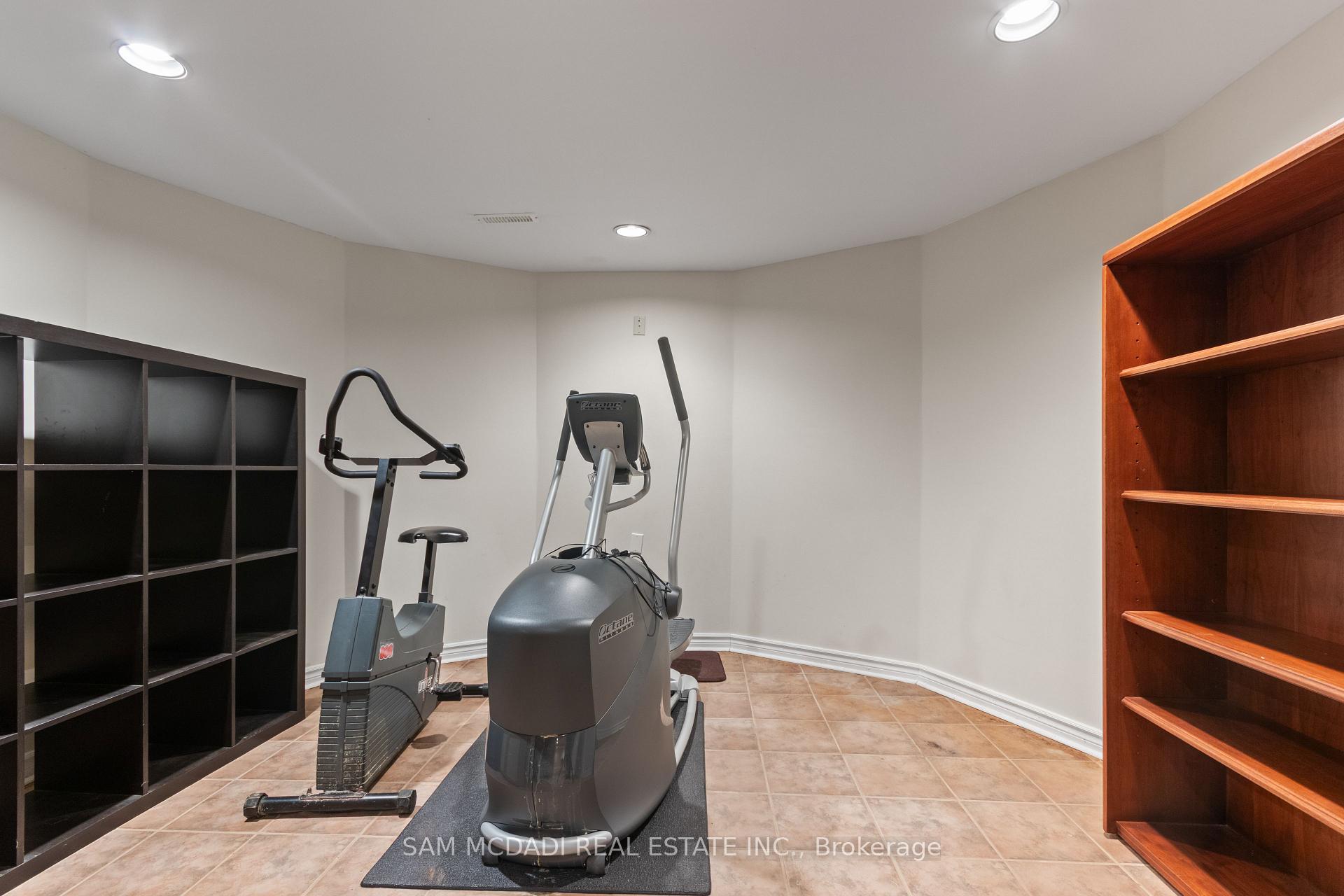 4873 Forest Hill Drive