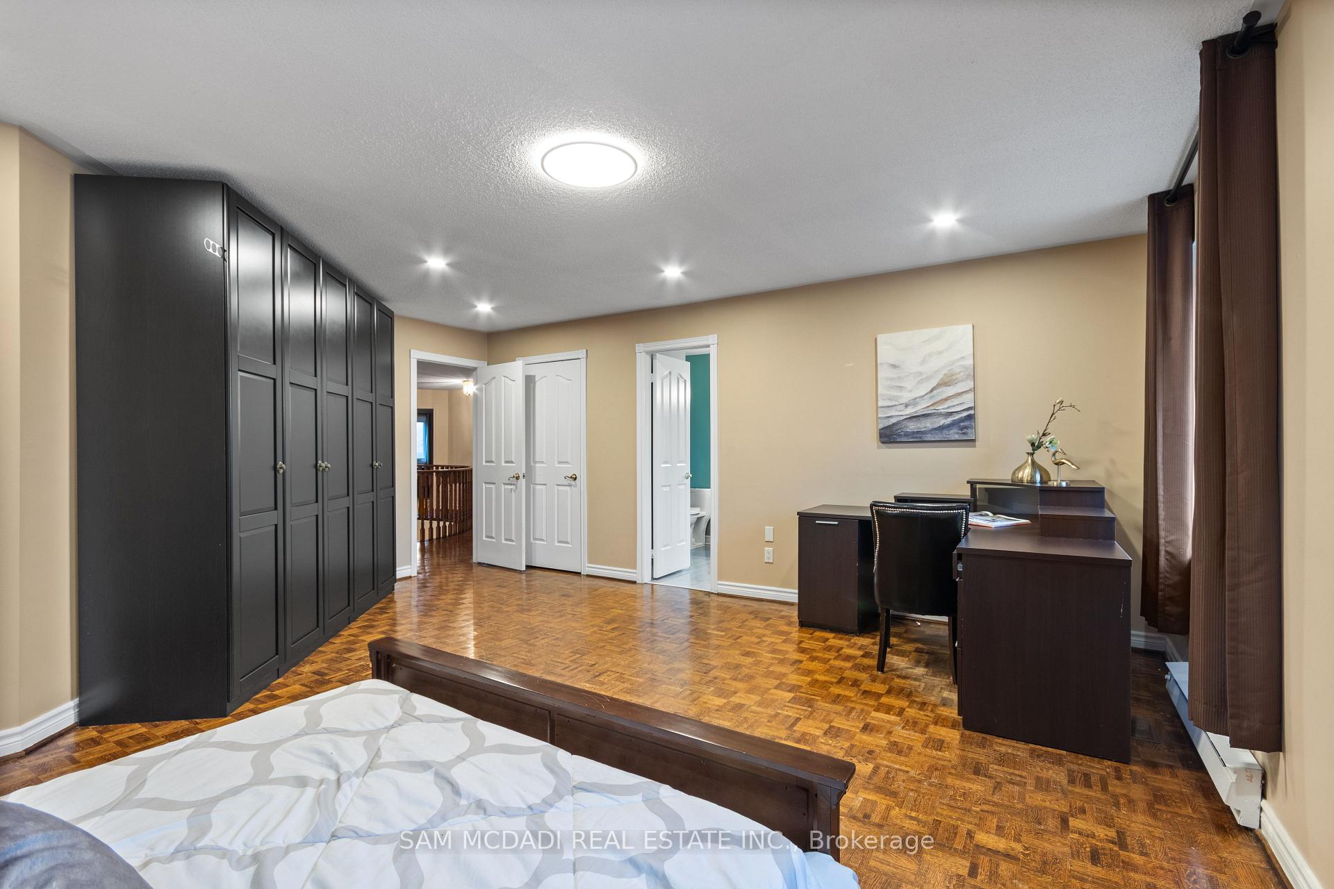 4873 Forest Hill Drive