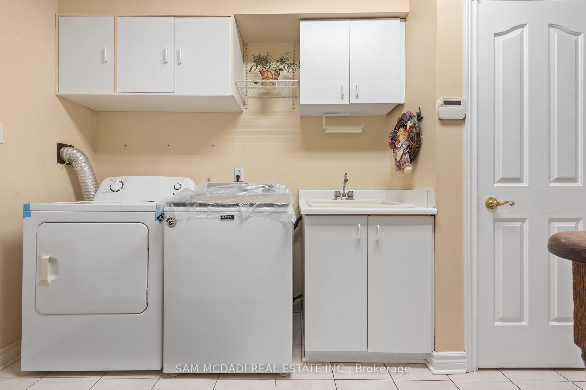 4873 Forest Hill Drive