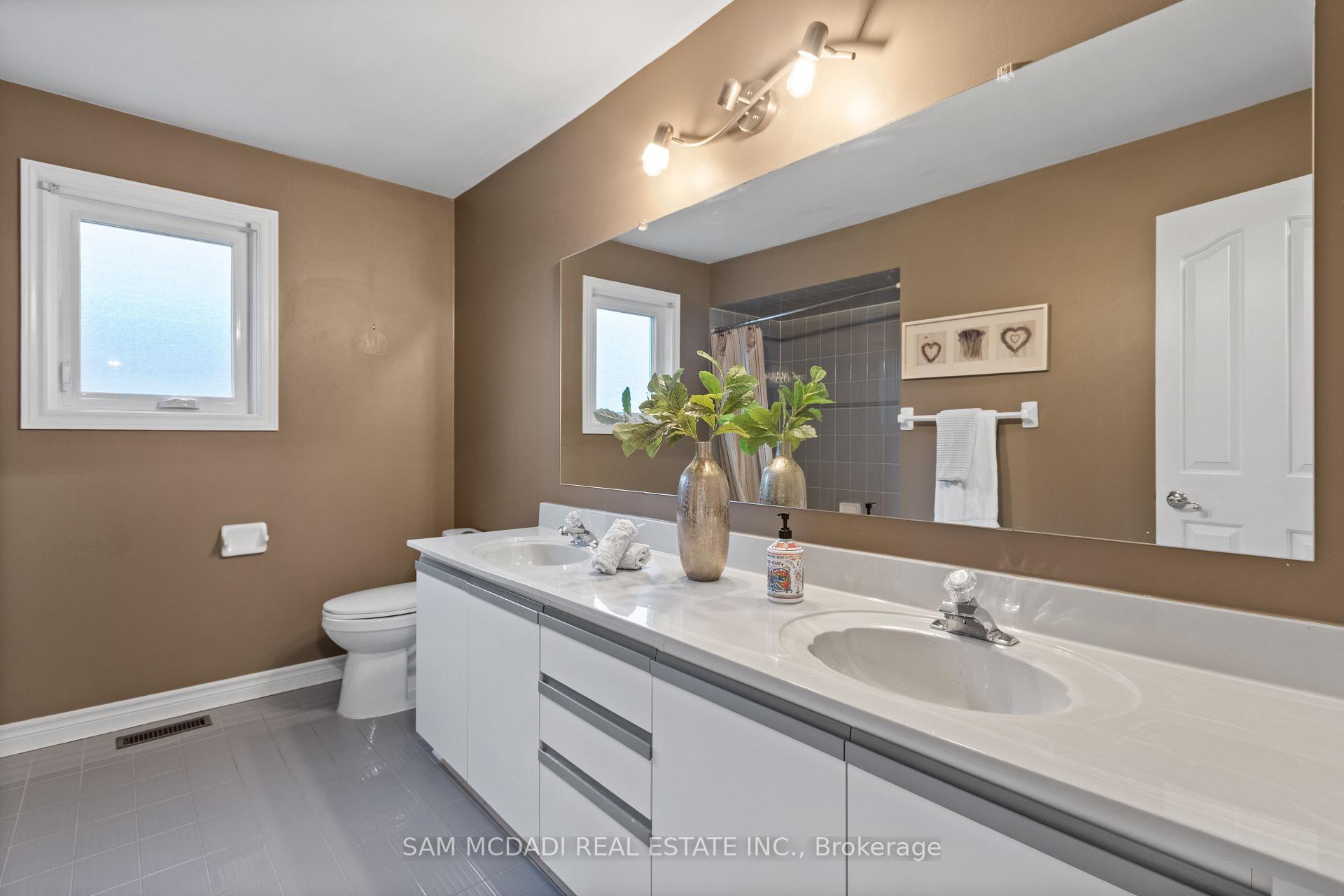 4873 Forest Hill Drive