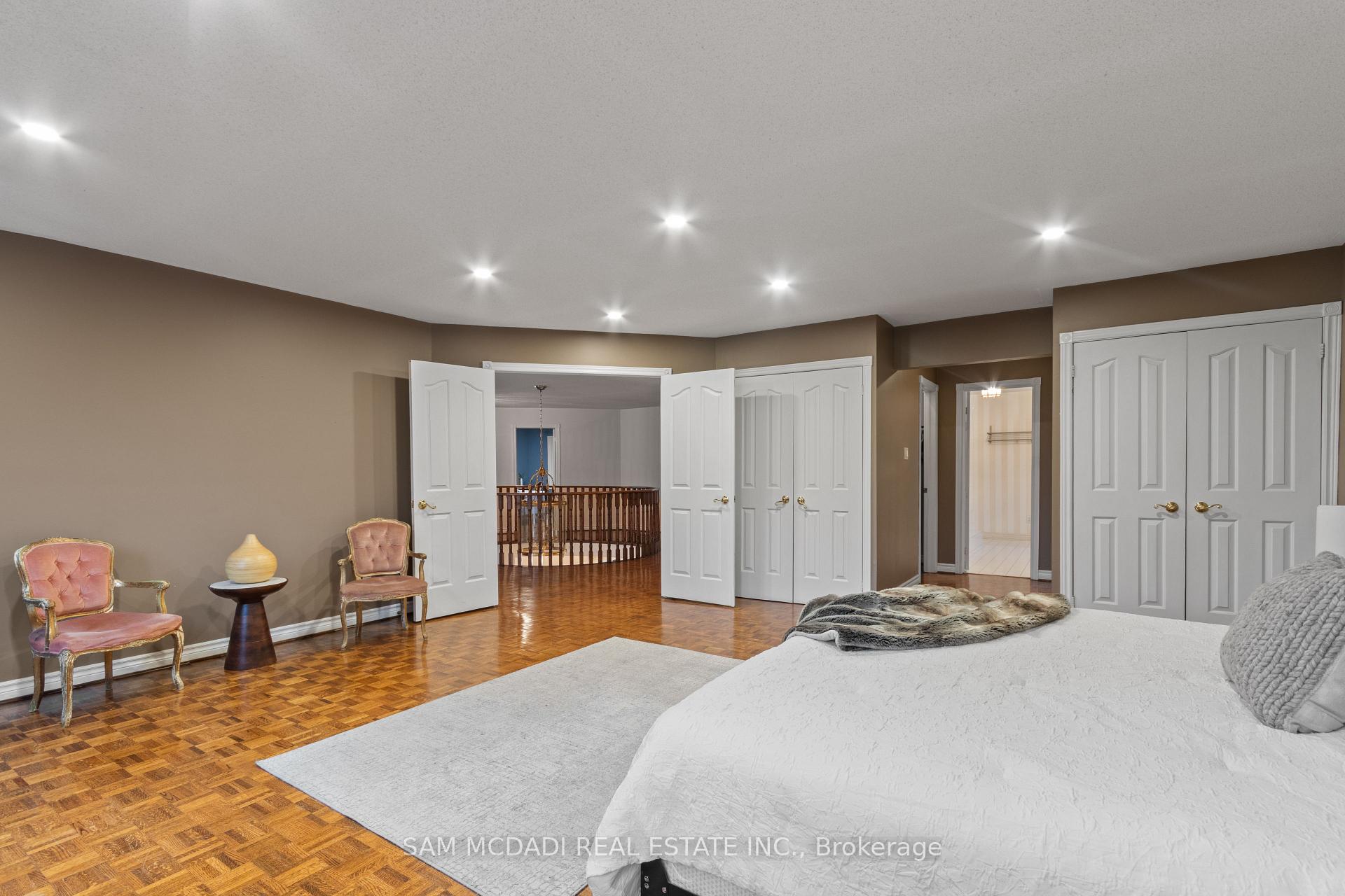 4873 Forest Hill Drive