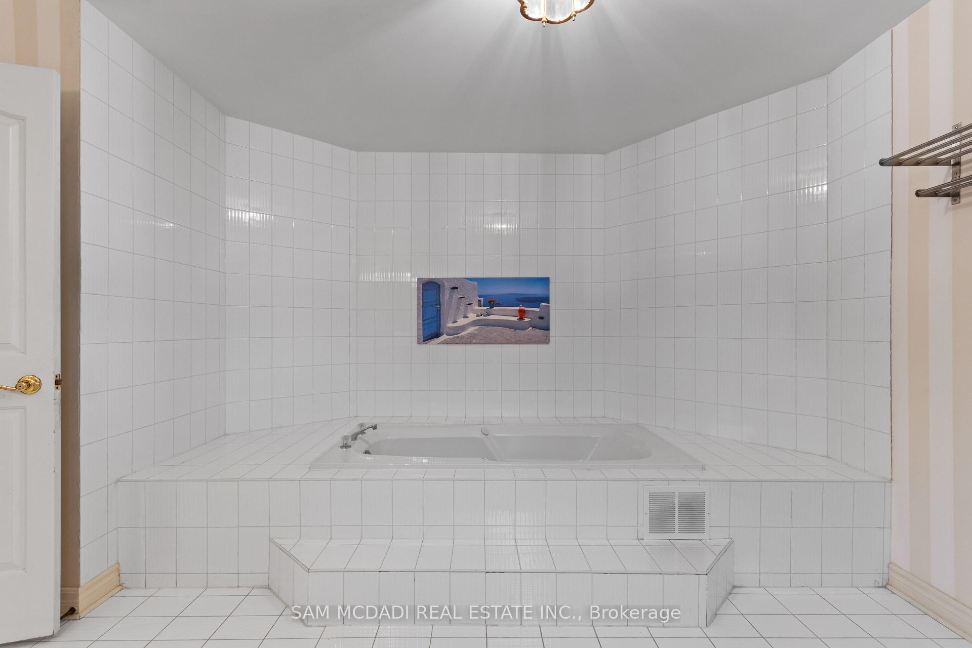 4873 Forest Hill Drive