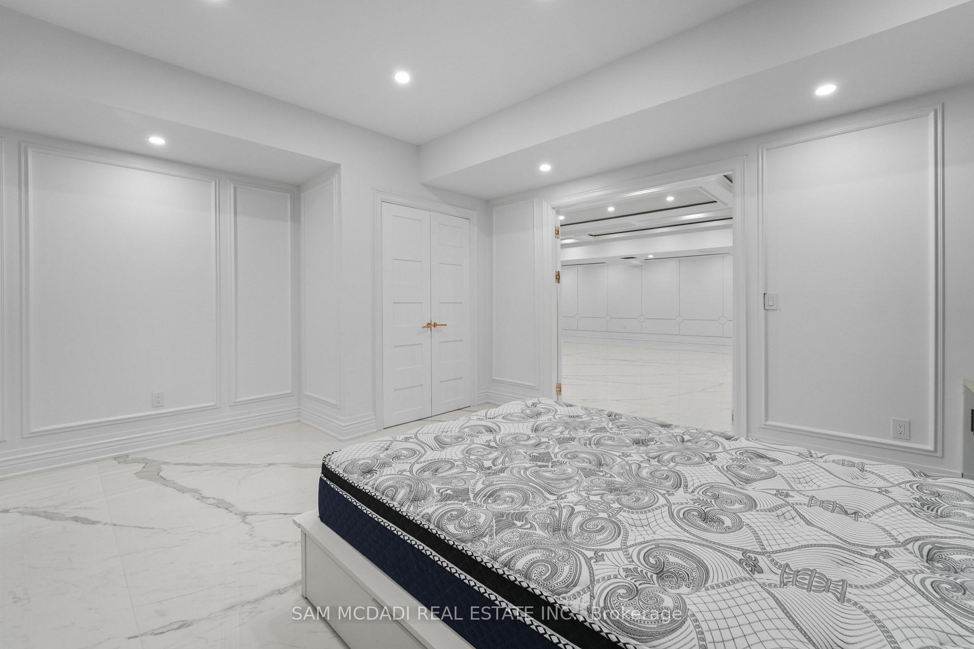 1394 Lorne Park Road Basement