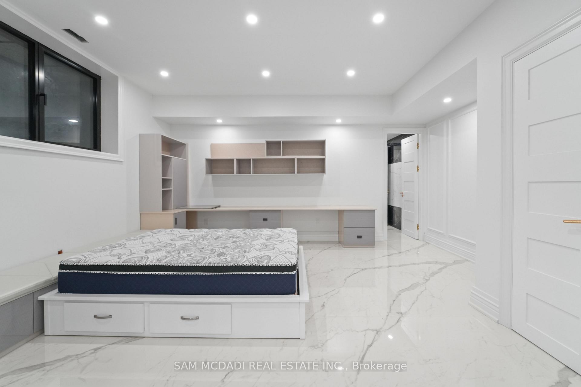 1394 Lorne Park Road Basement