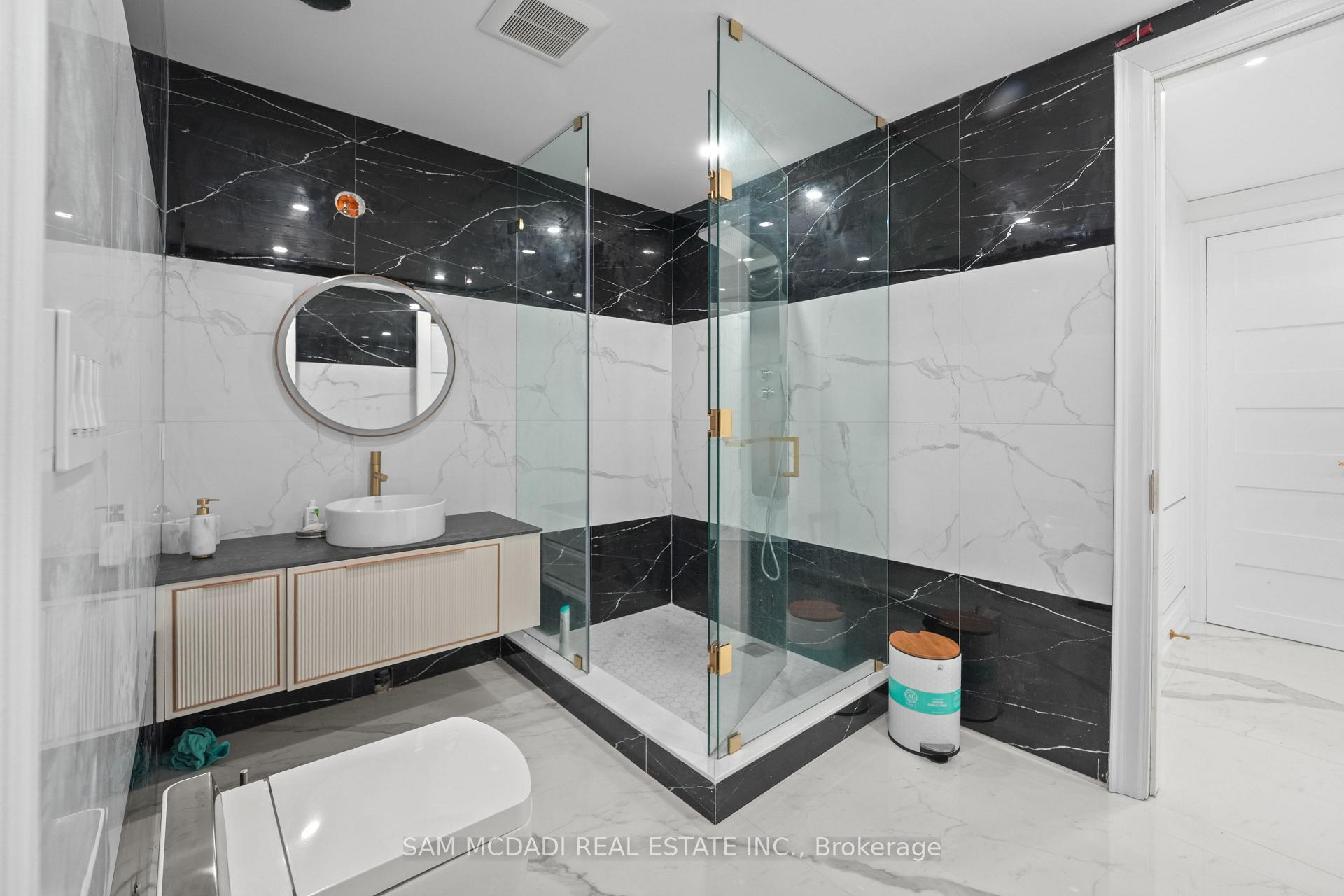1394 Lorne Park Road Basement