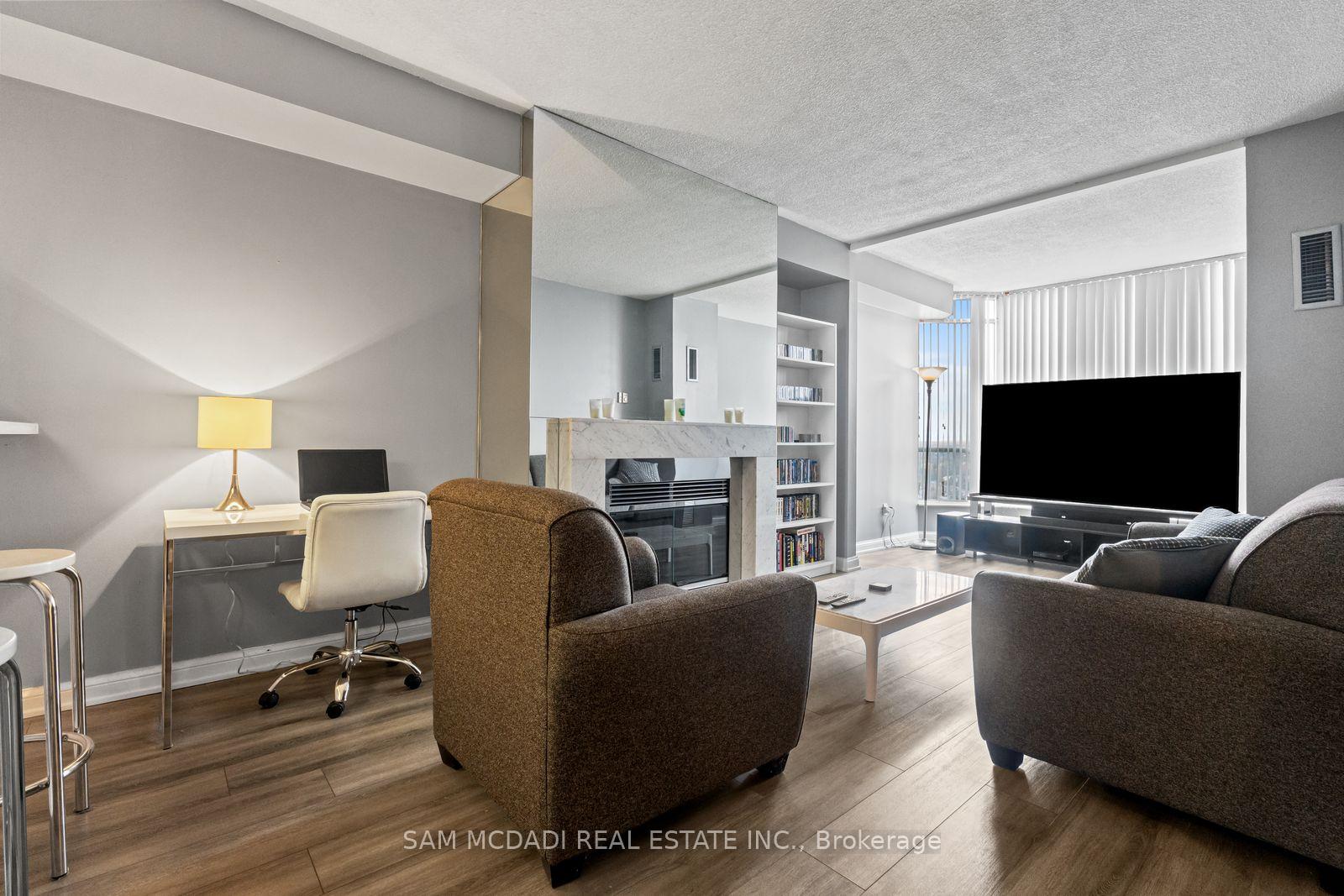 24 Hanover Road 2205