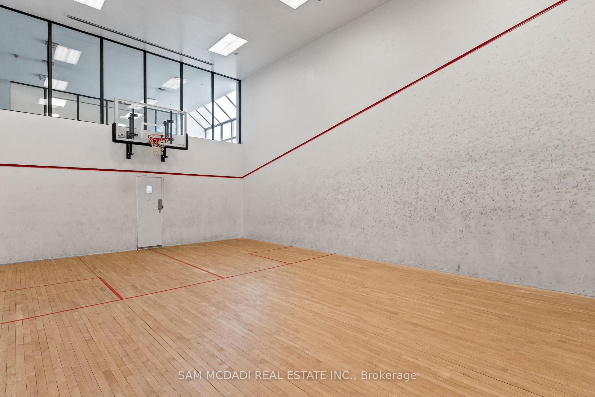 24 Hanover Road 2205