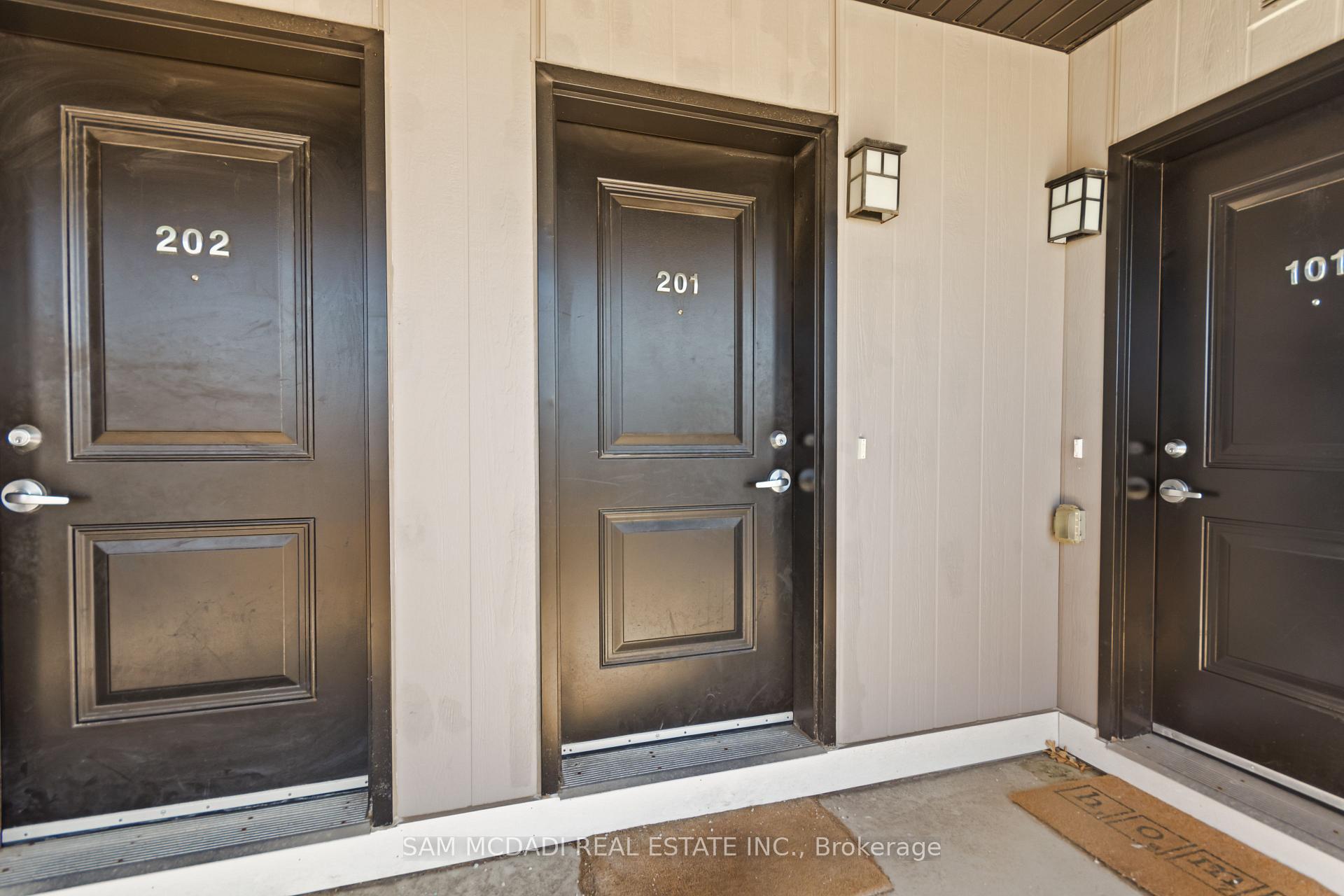 1208 Main Street E 201